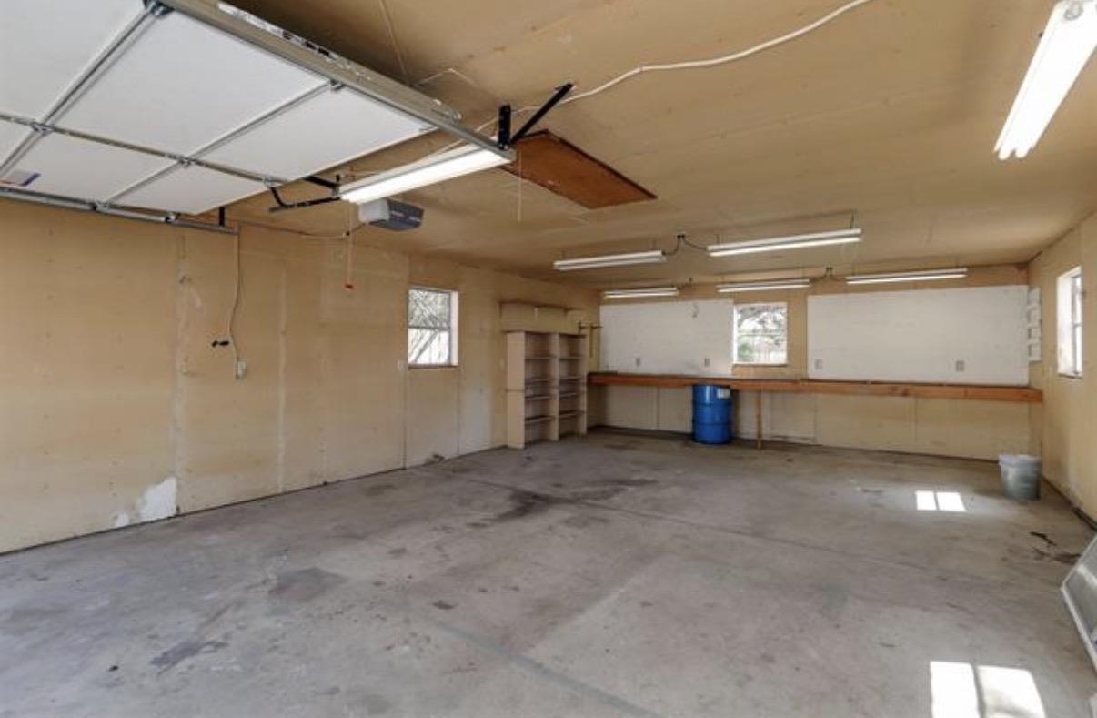 750 N Mccomas St Property Photo 29