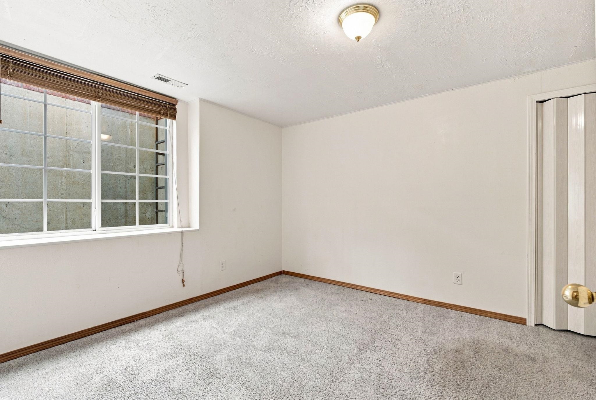 1801 S Smithmoor St Property Photo 26