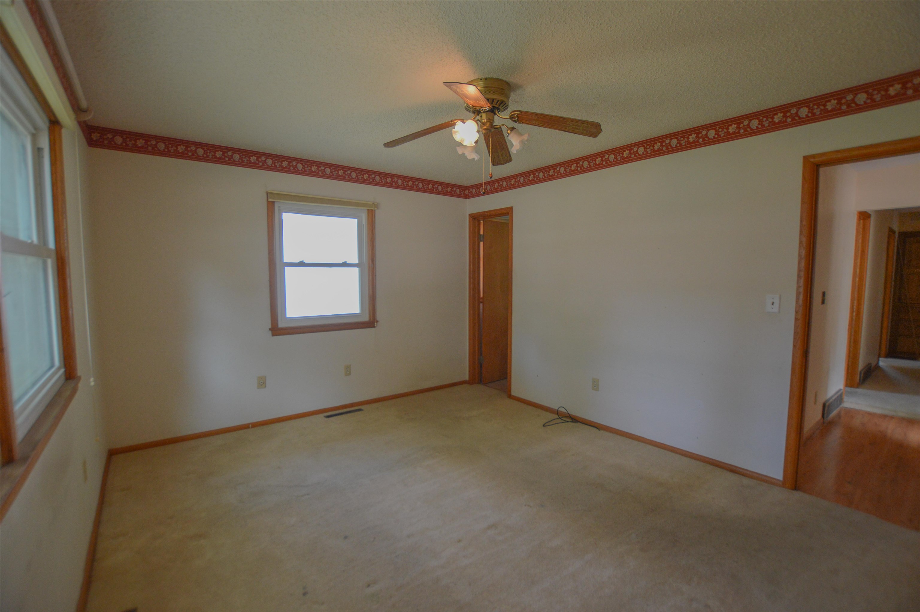 737 E Harvard Property Photo 10