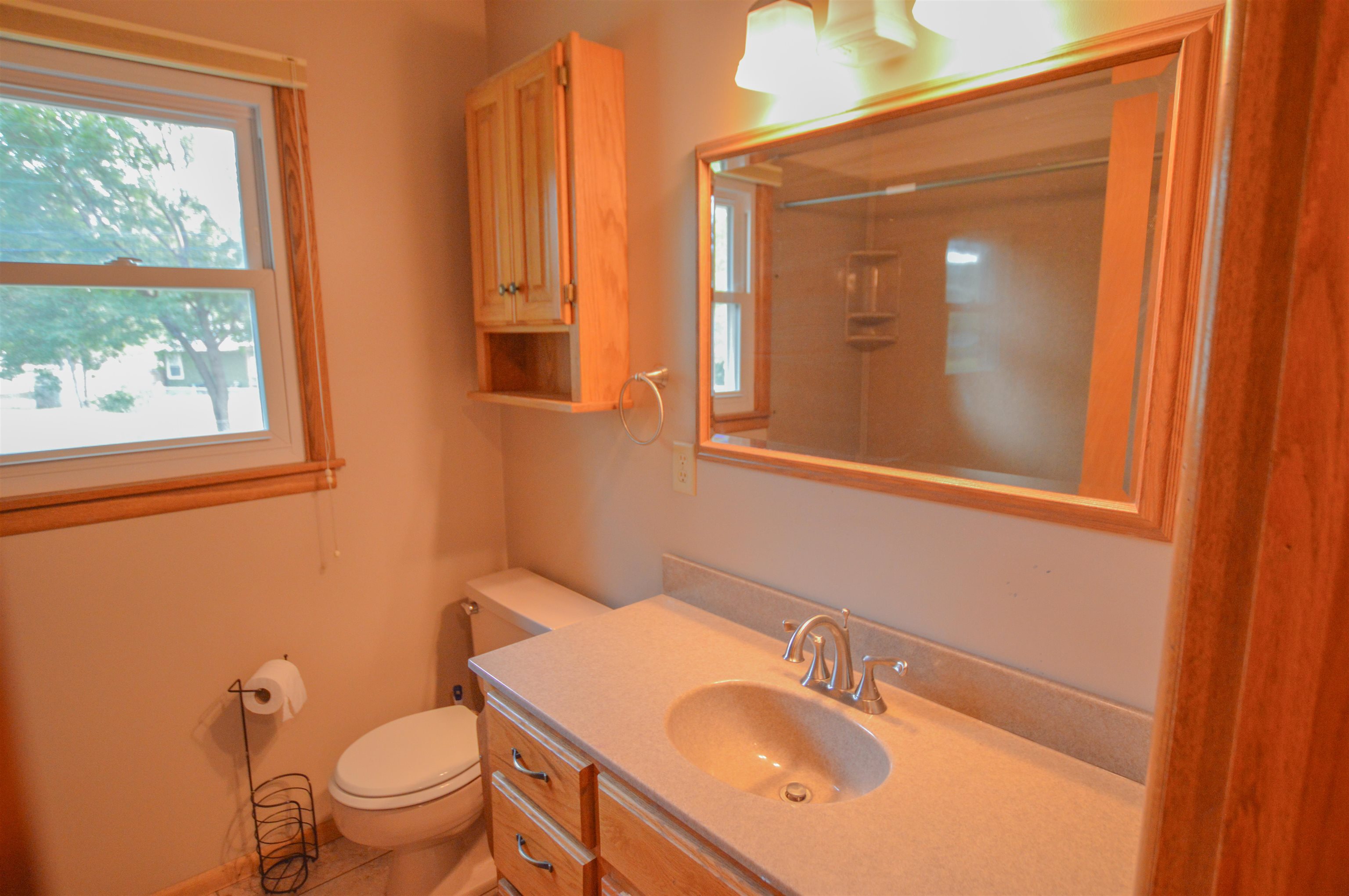 737 E Harvard Property Photo 13