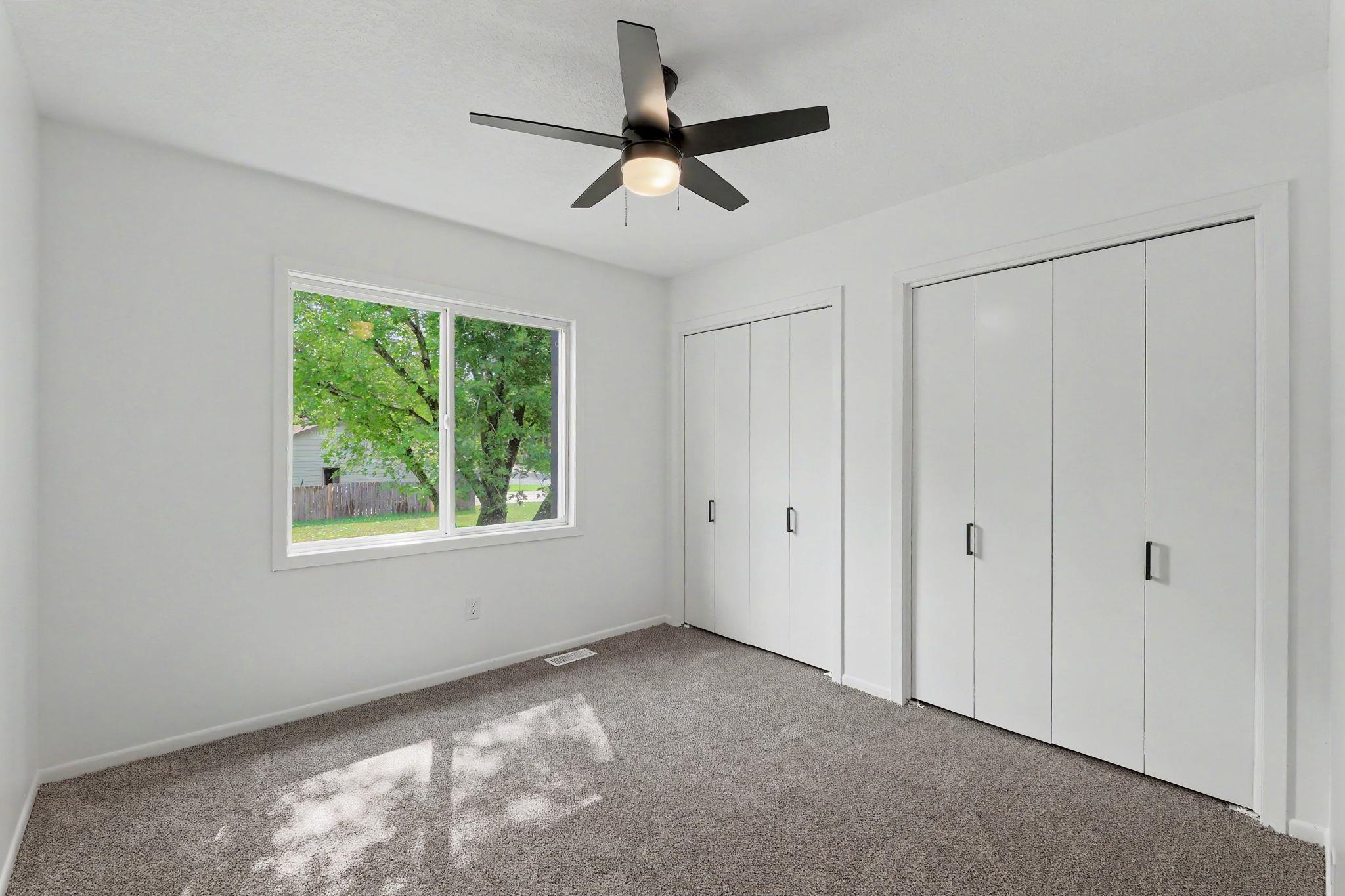 2519 S Lori Property Photo 18