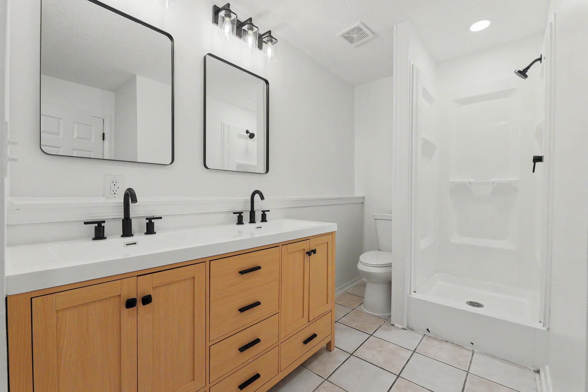 2519 S Lori Property Photo 26