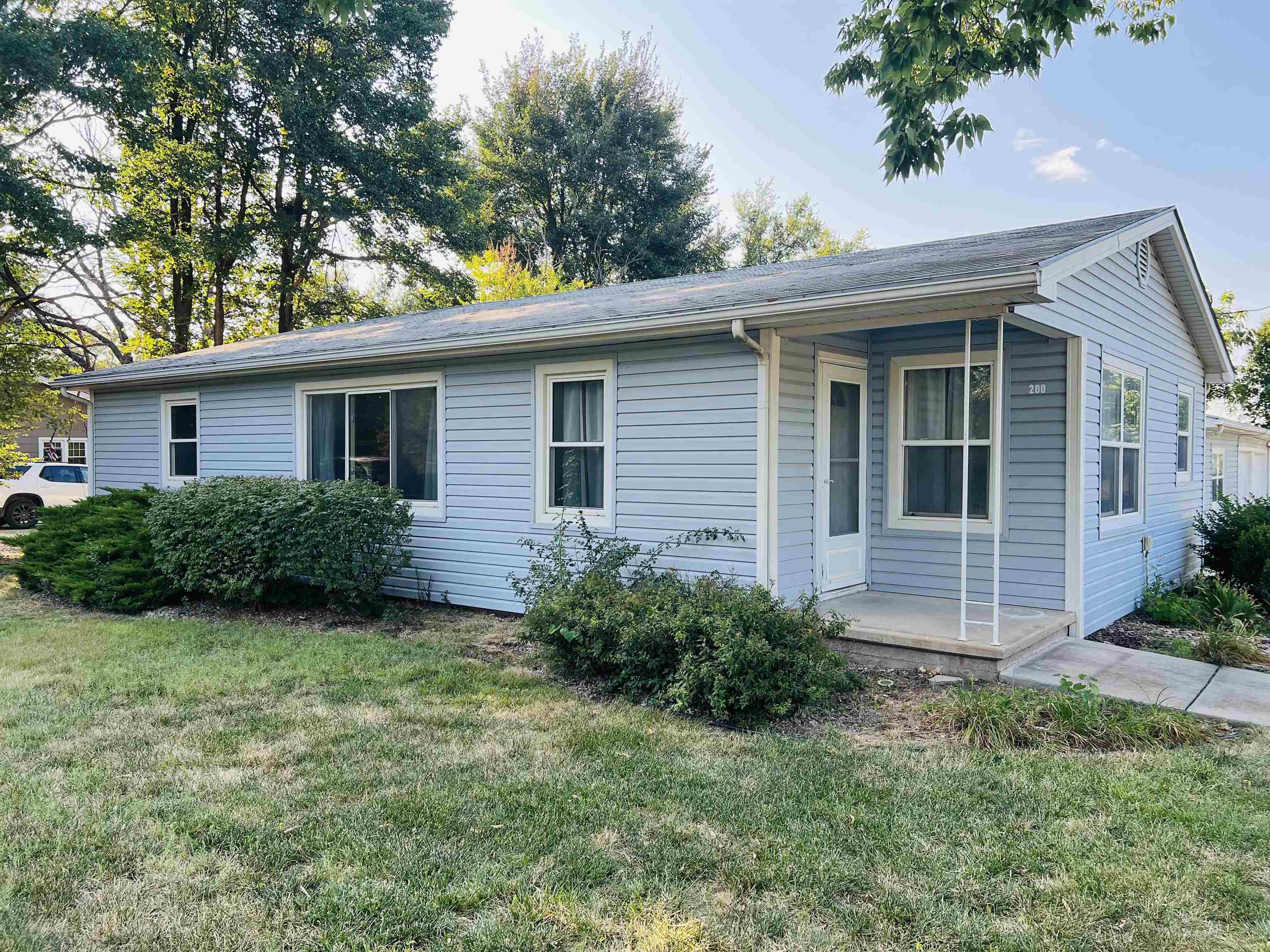 200 Garfield St Property Photo 1