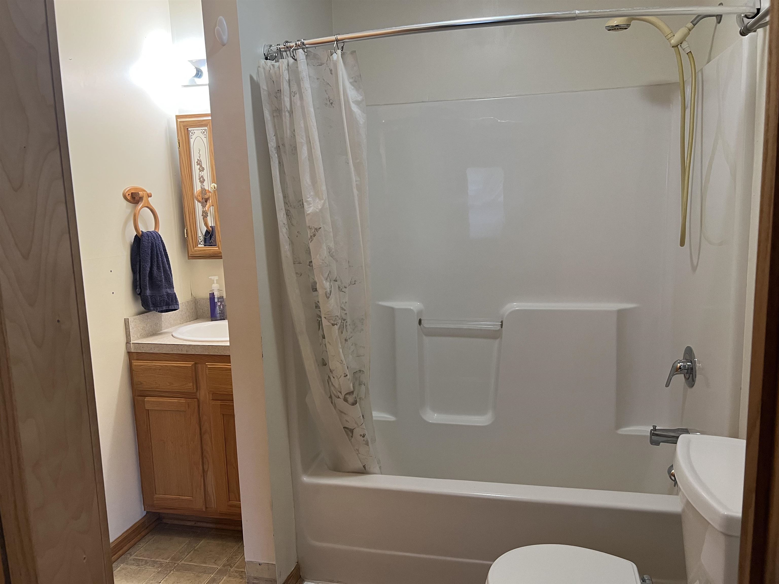 200 Garfield St Property Photo 32