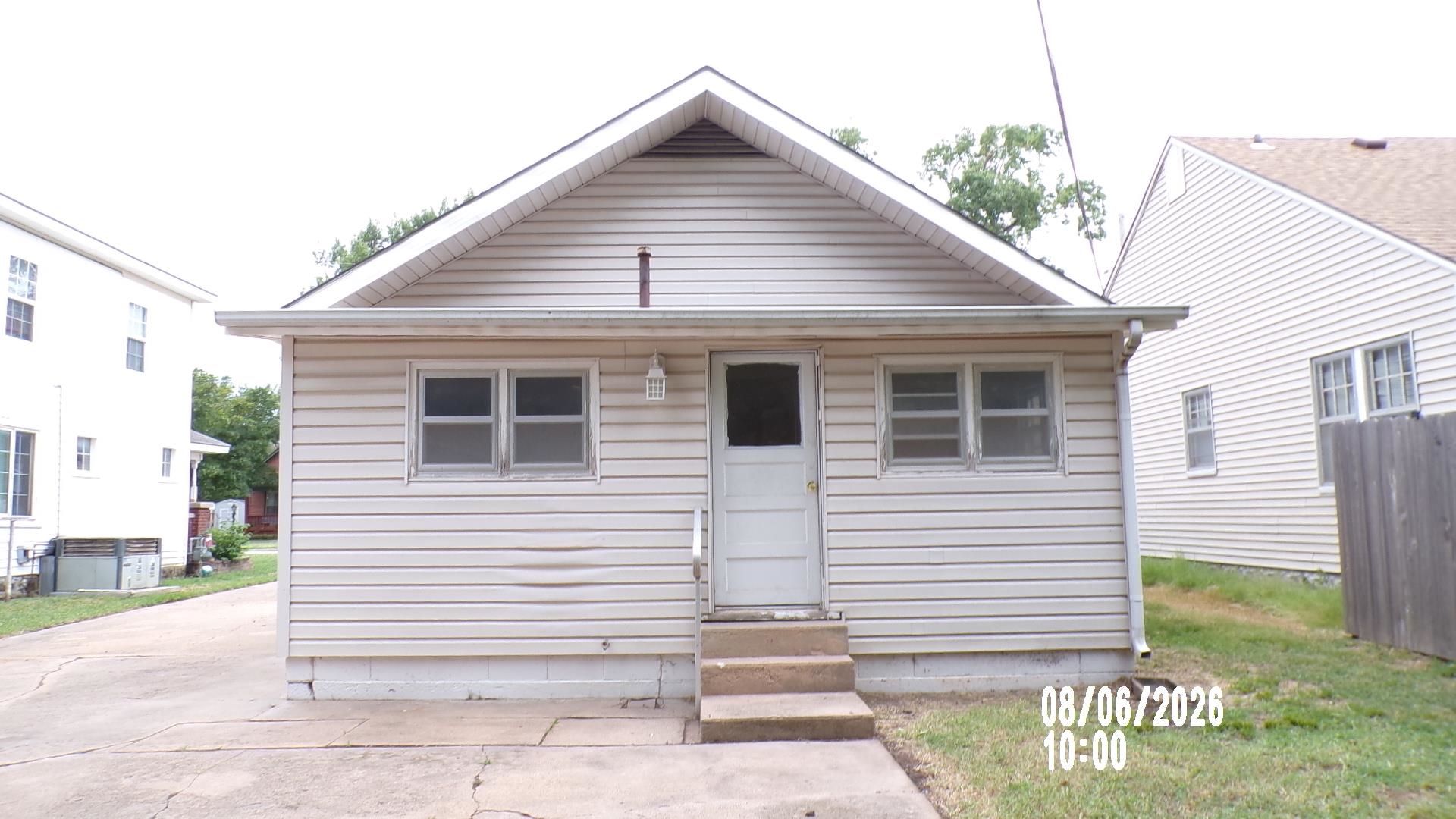 1217 N A Street Property Photo 6