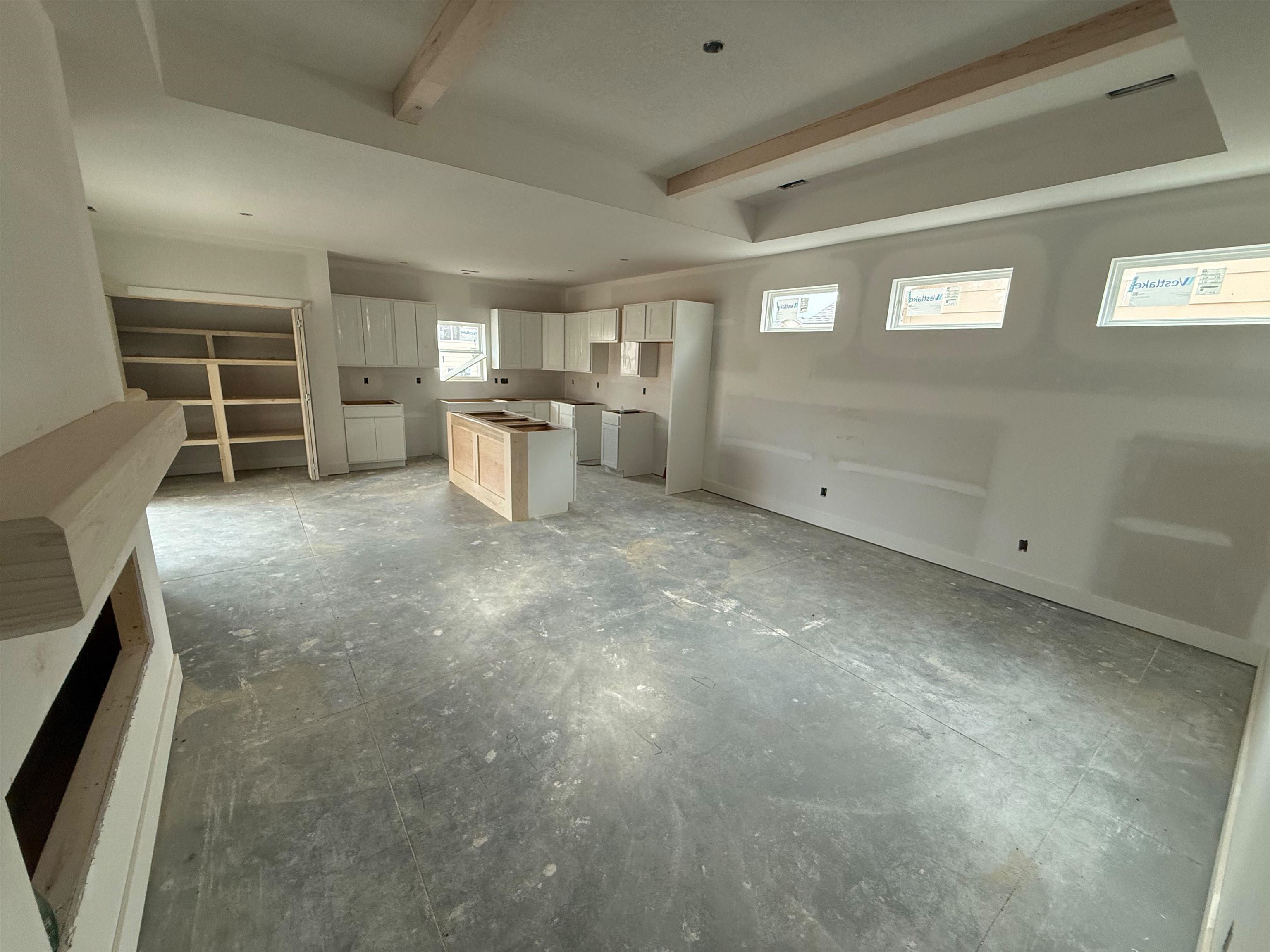 5103 N Toben Ct Property Photo 4