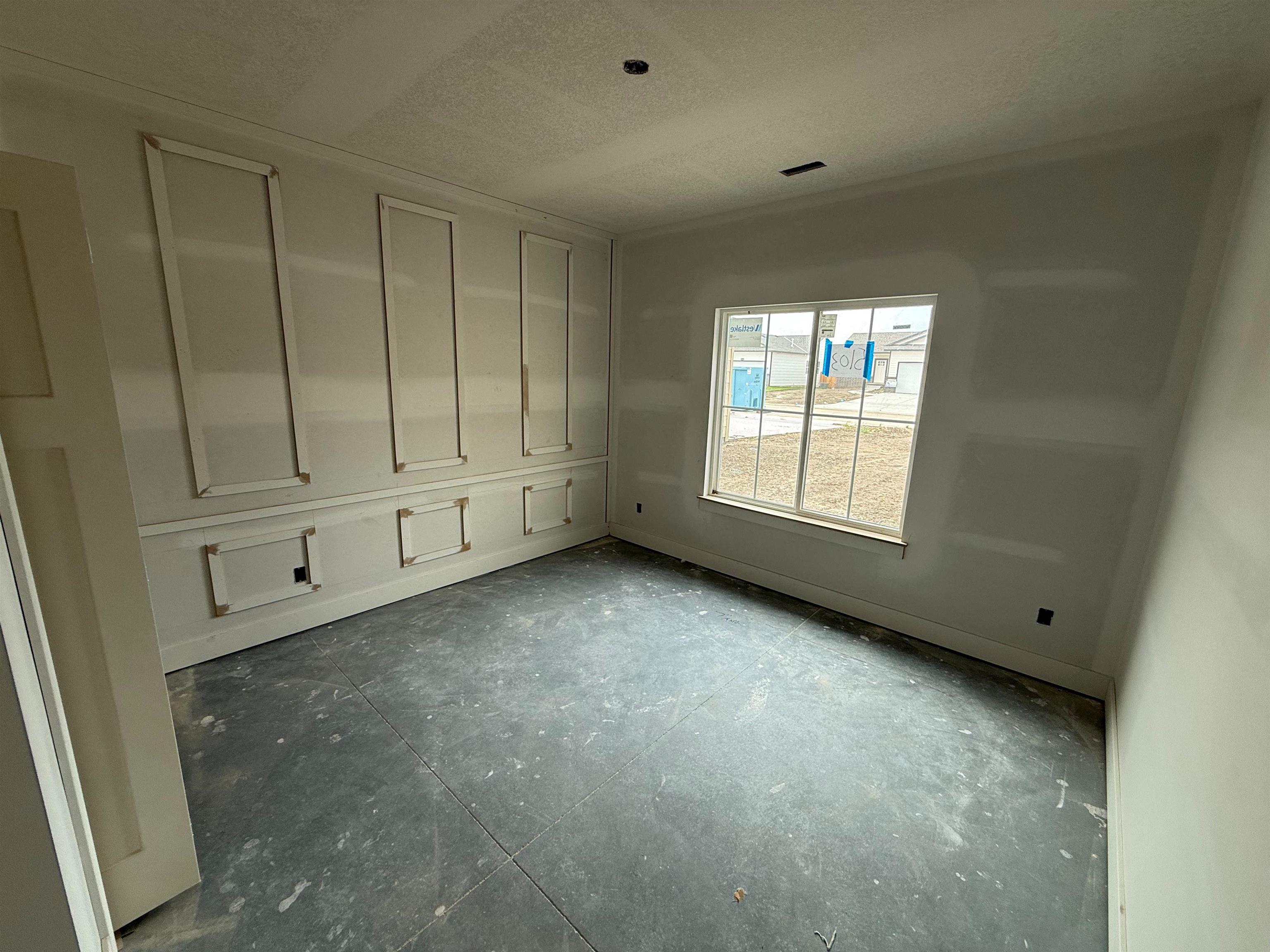 5103 N Toben Ct Property Photo 8