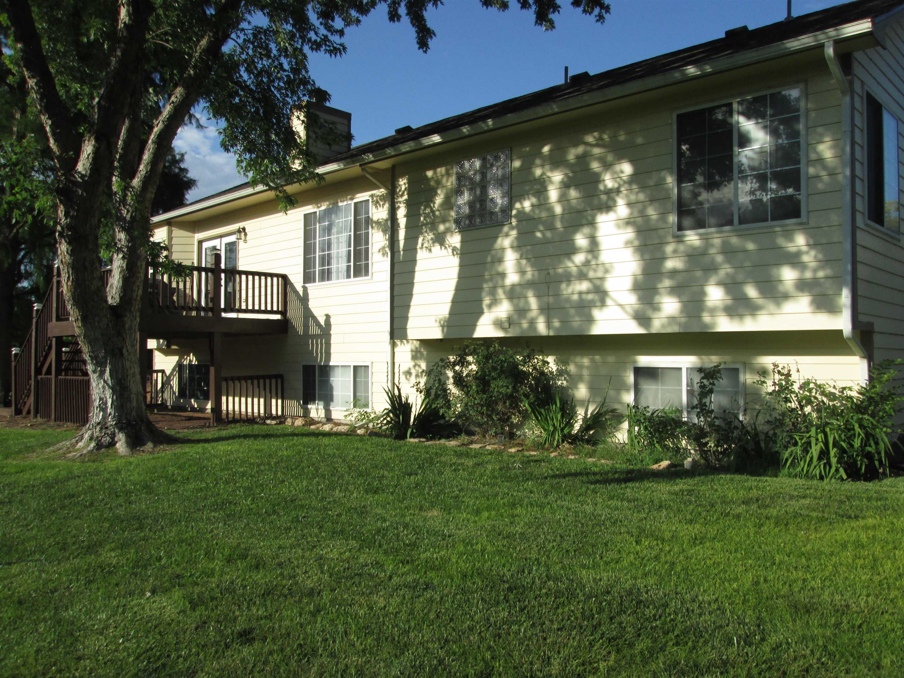 12705 W Hendryx Ct. Property Photo 3