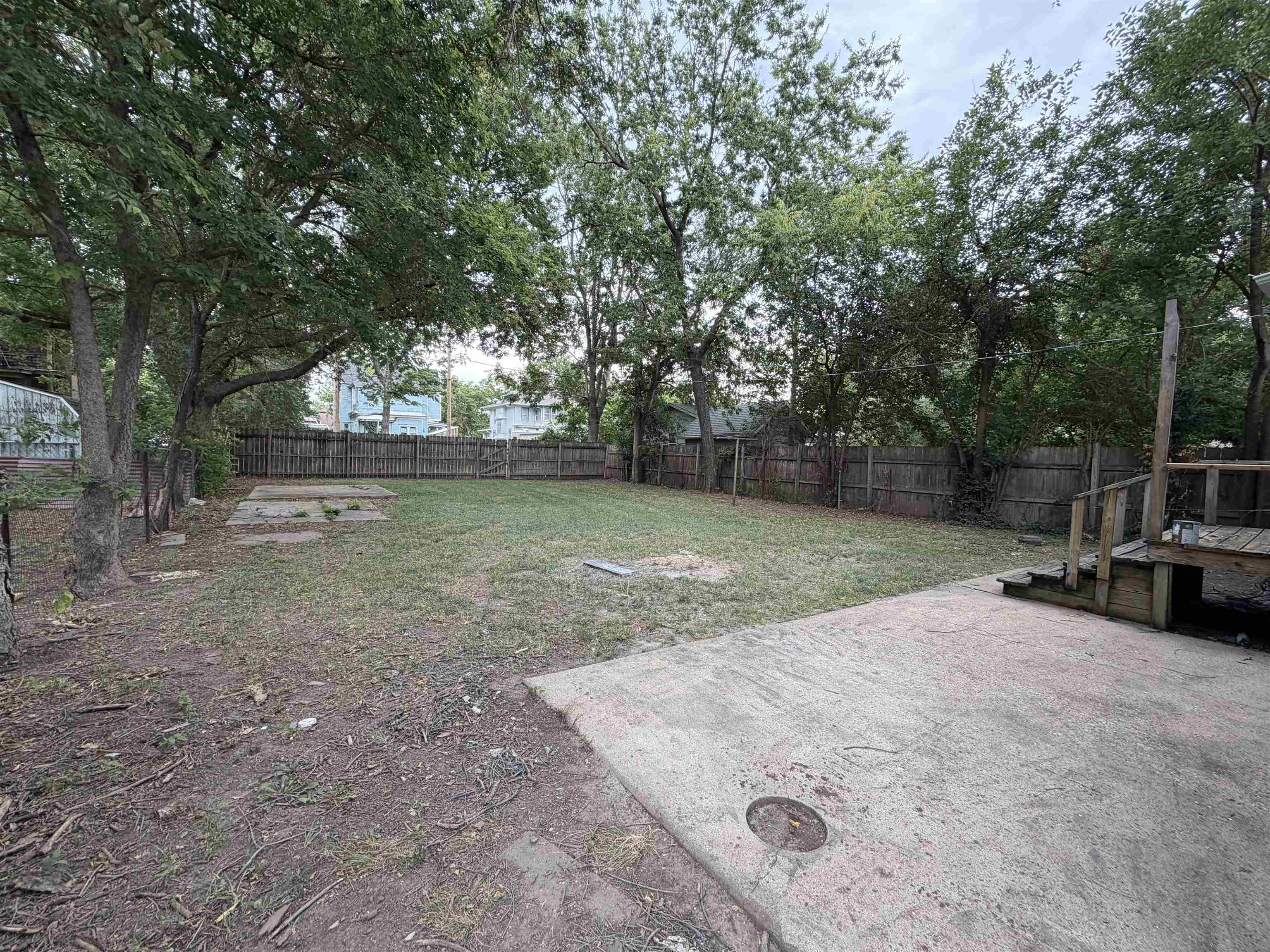 109 S West Pl. Property Photo 8