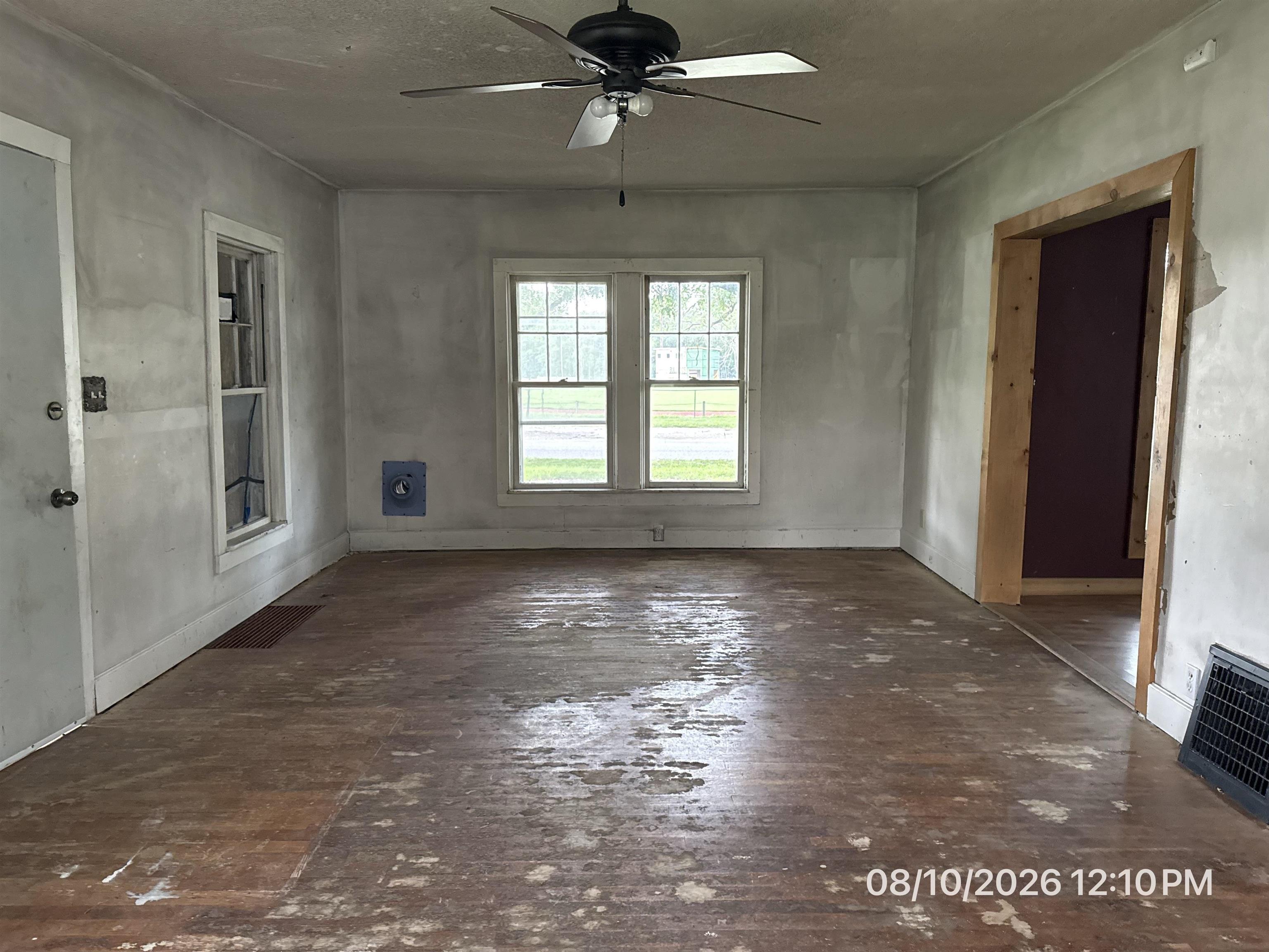 212 W Princeton St. Property Photo 7