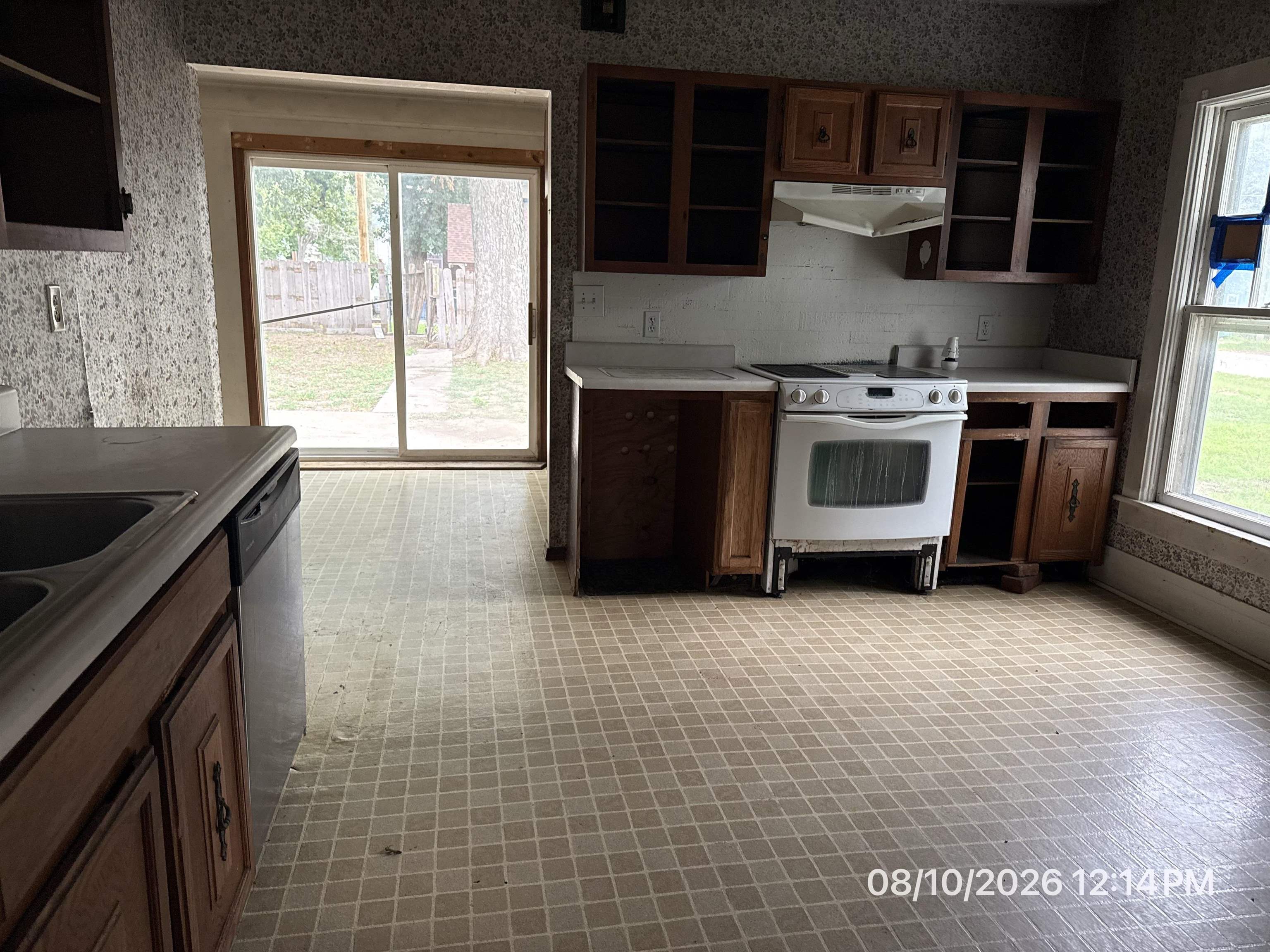 212 W Princeton St. Property Photo 11