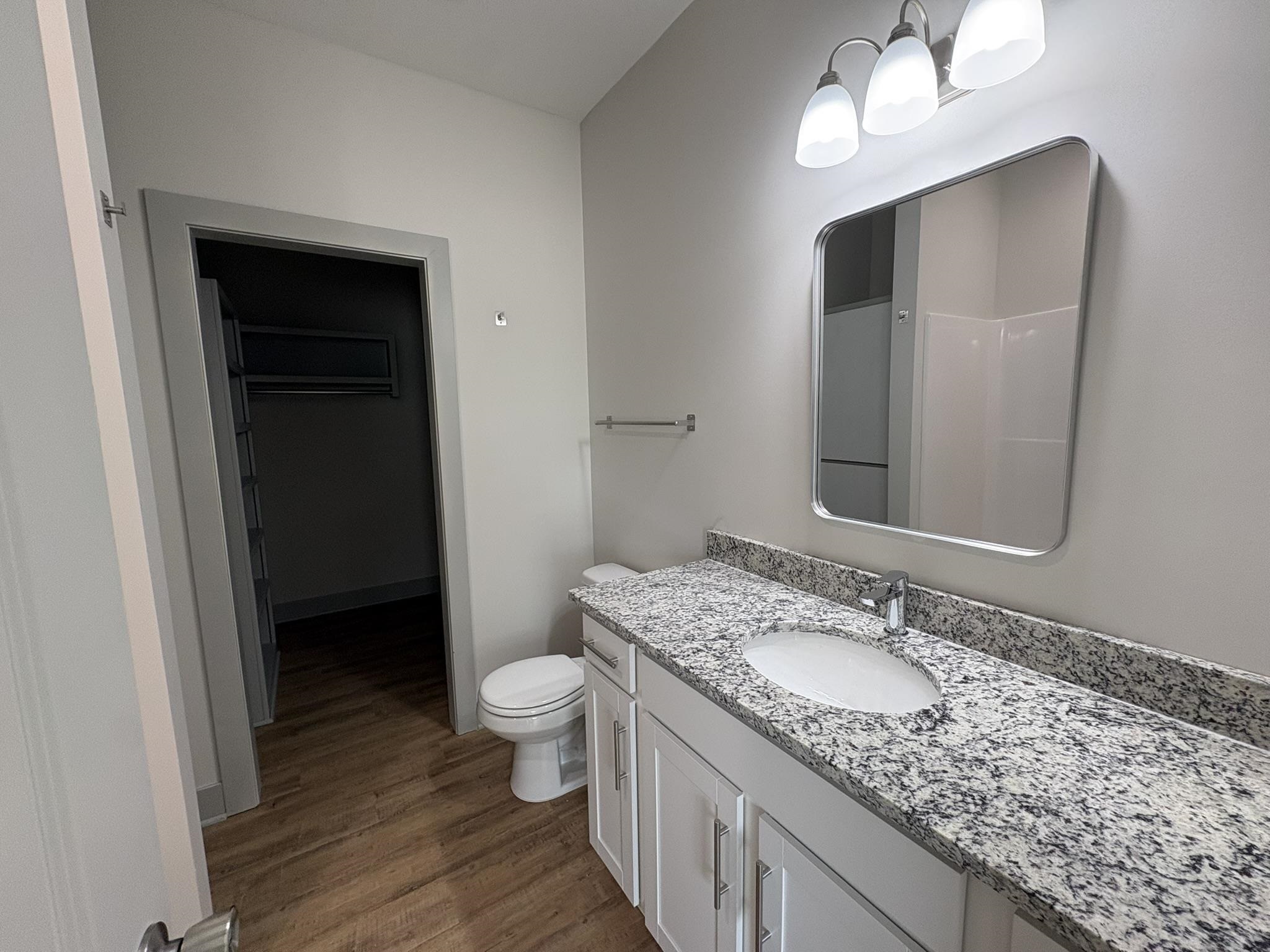 2969 S Bunker Hill Ct #100 & #200 Property Photo 10
