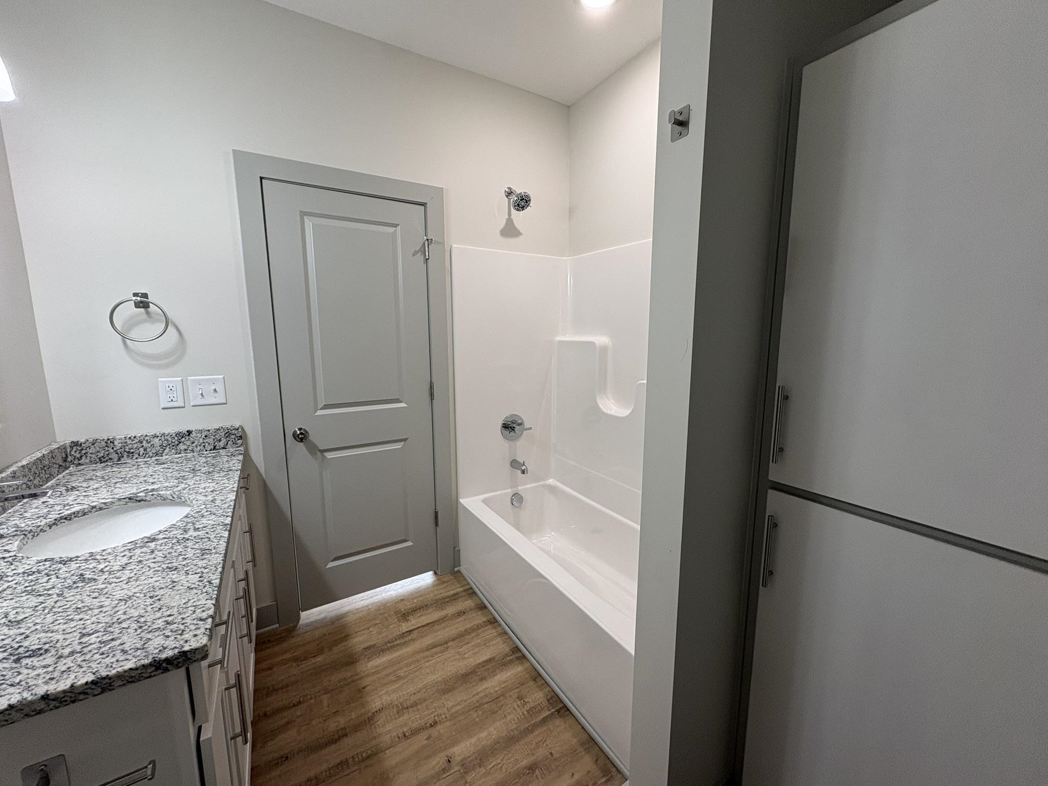 2969 S Bunker Hill Ct #100 & #200 Property Photo 11