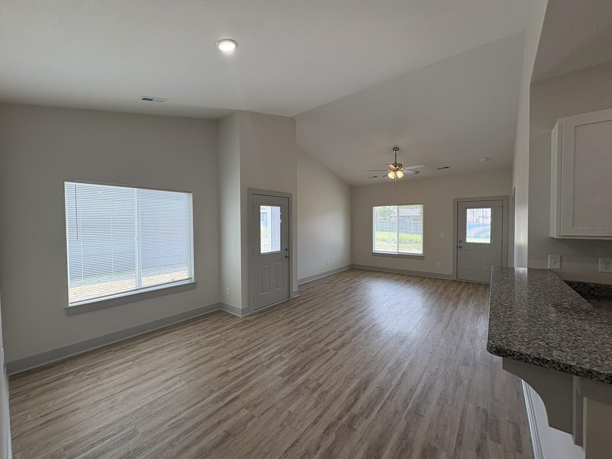 2965 S Bunker Hill Ct Property Photo 3