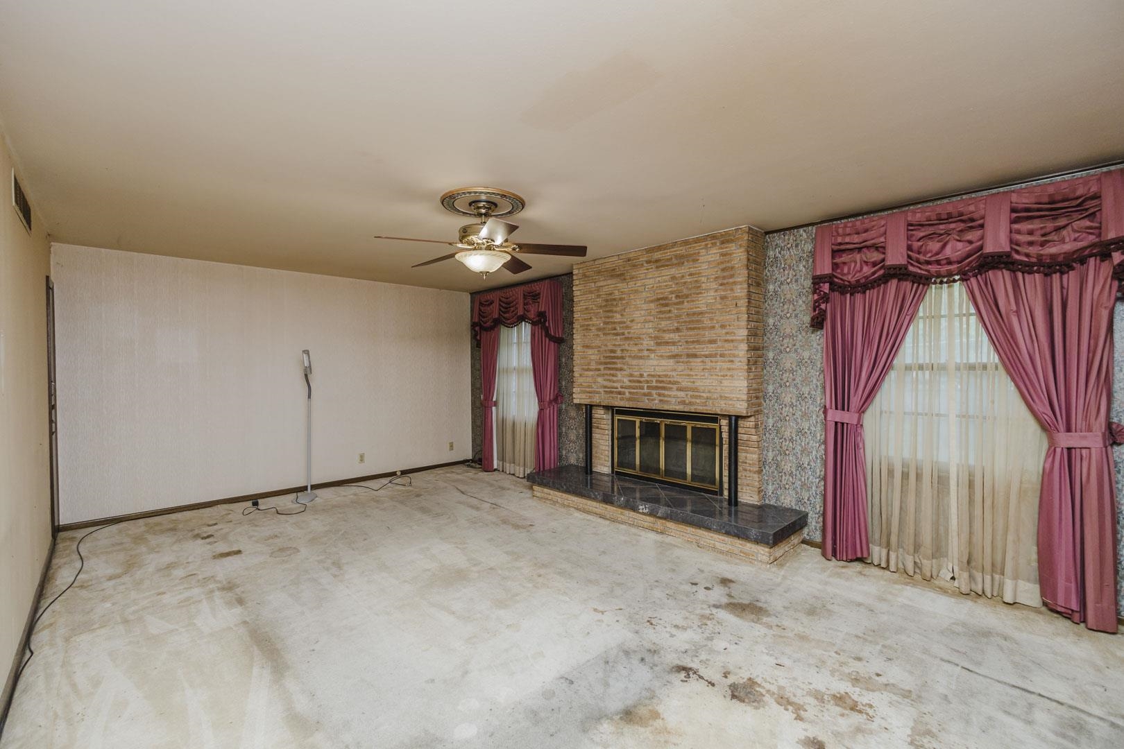 2243 W Bella Vista Property Photo 12