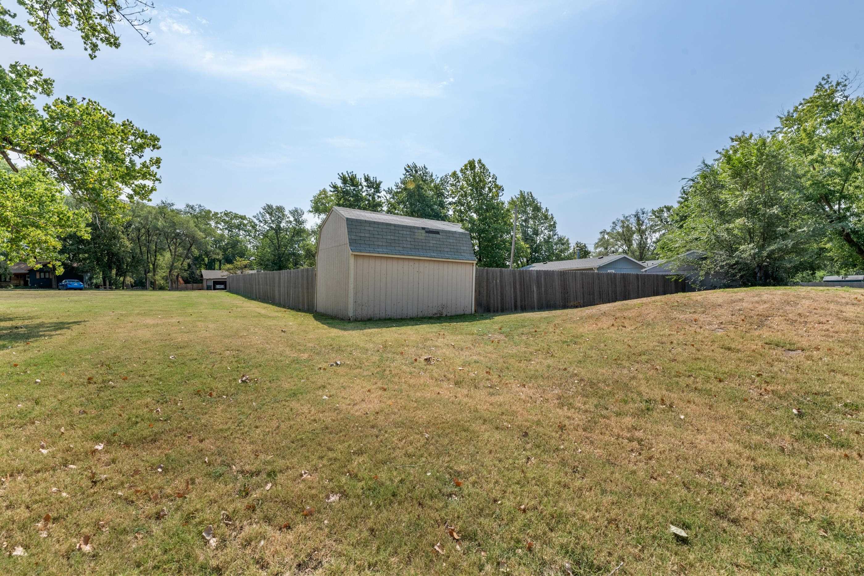 300 Williamson Dr Property Photo 29