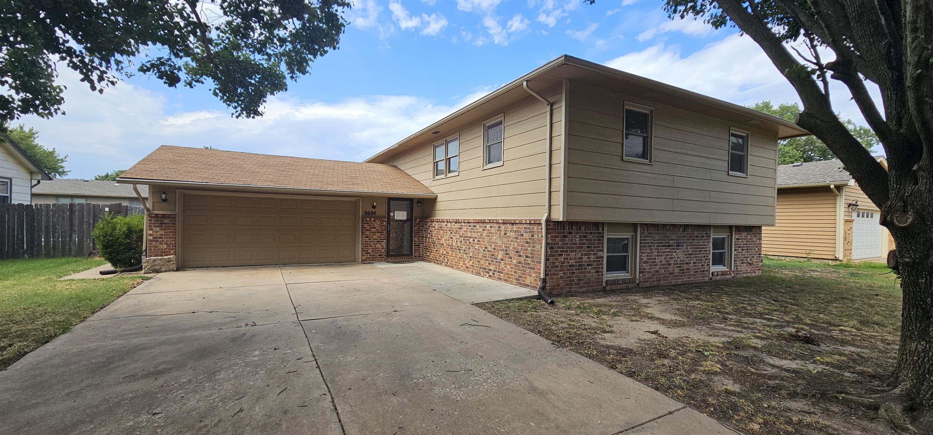 8604 E Wassall St. Property Photo 1
