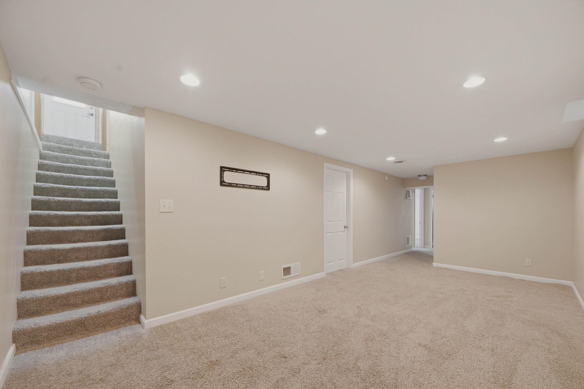 102 S Westview Rd Property Photo 20