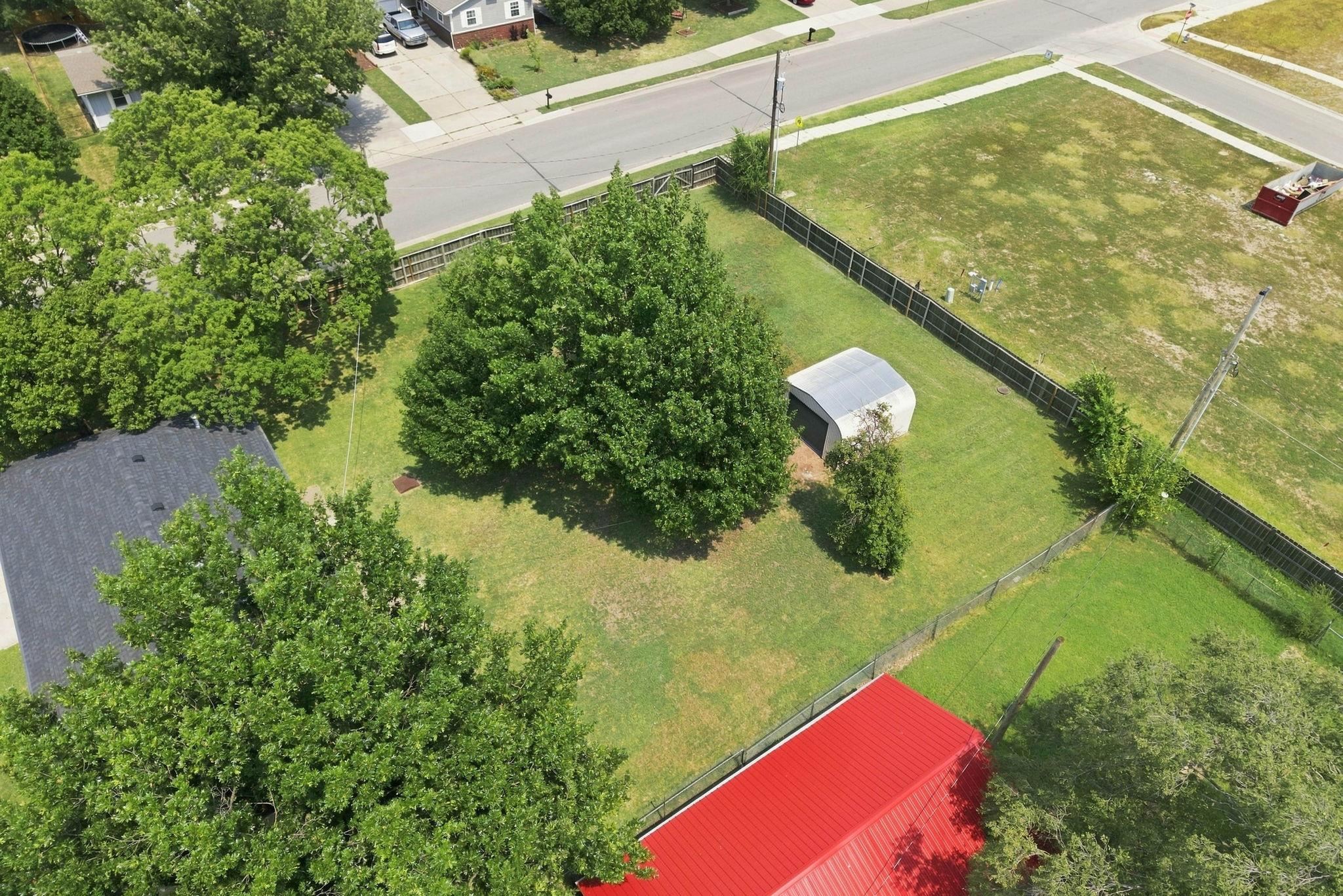 102 S Westview Rd Property Photo 32
