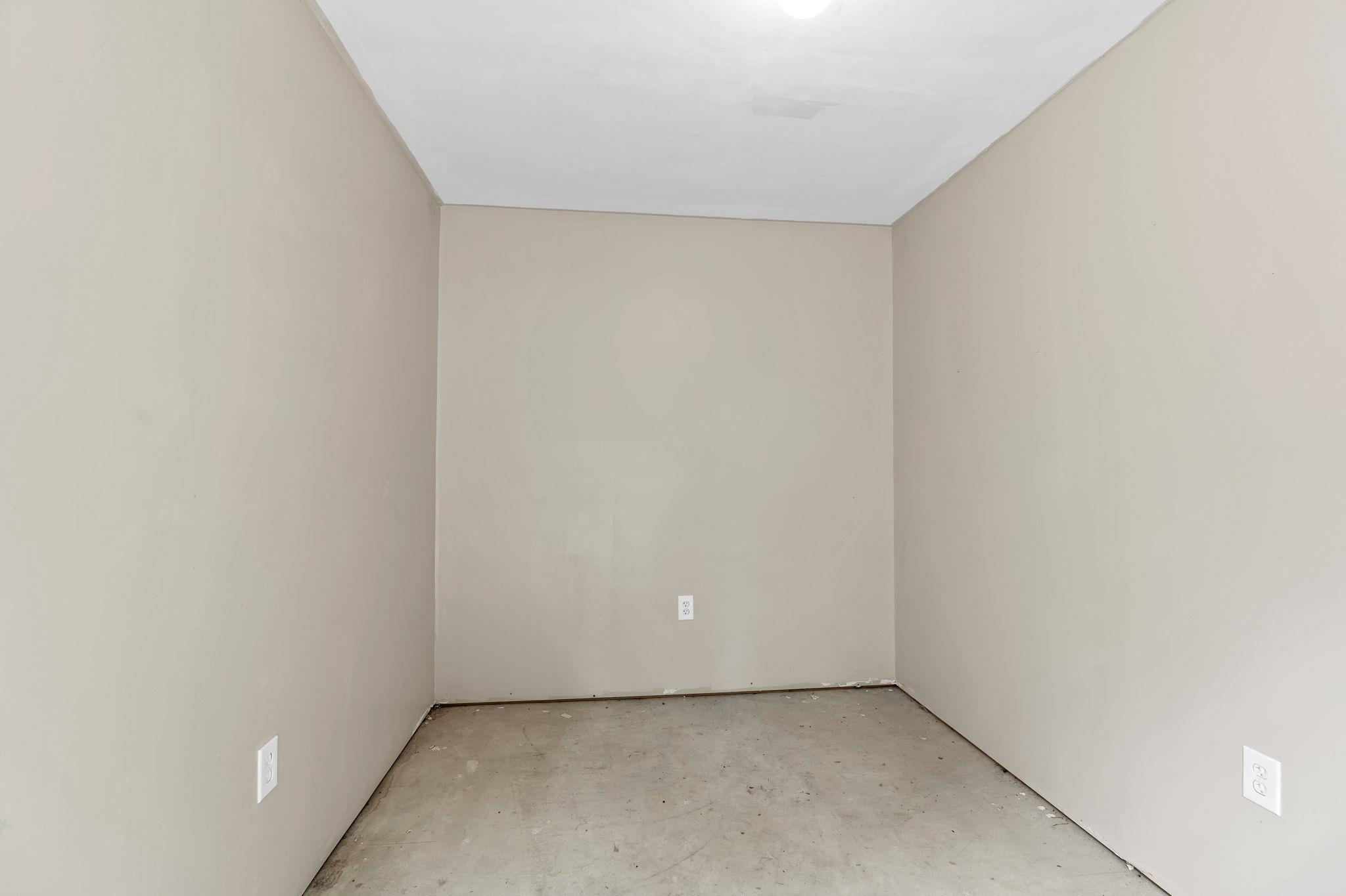 2145 S Hydraulic Ave Property Photo 26