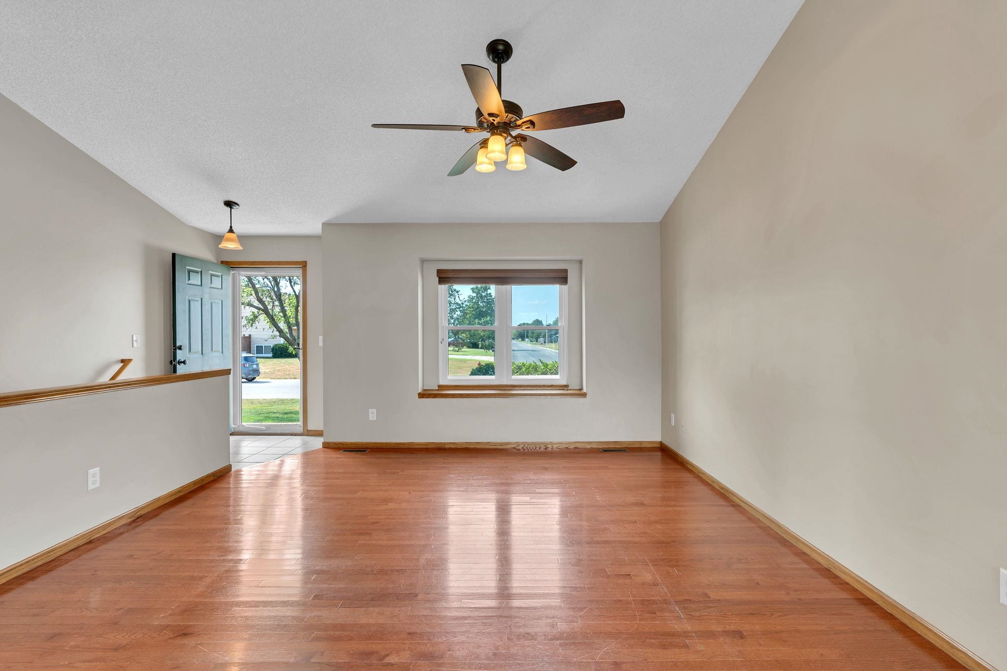 2600 E Evanston St Property Photo 7