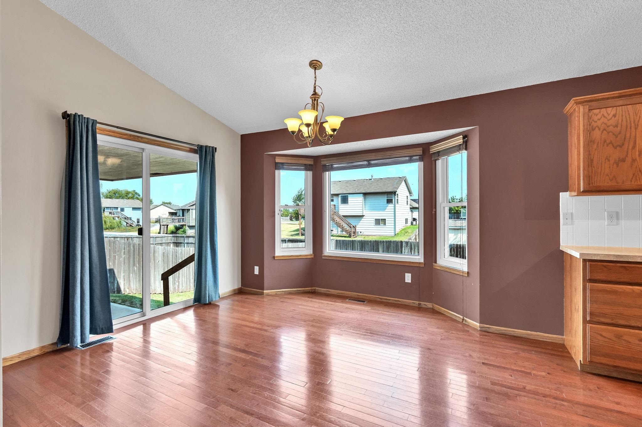 2600 E Evanston St Property Photo 10