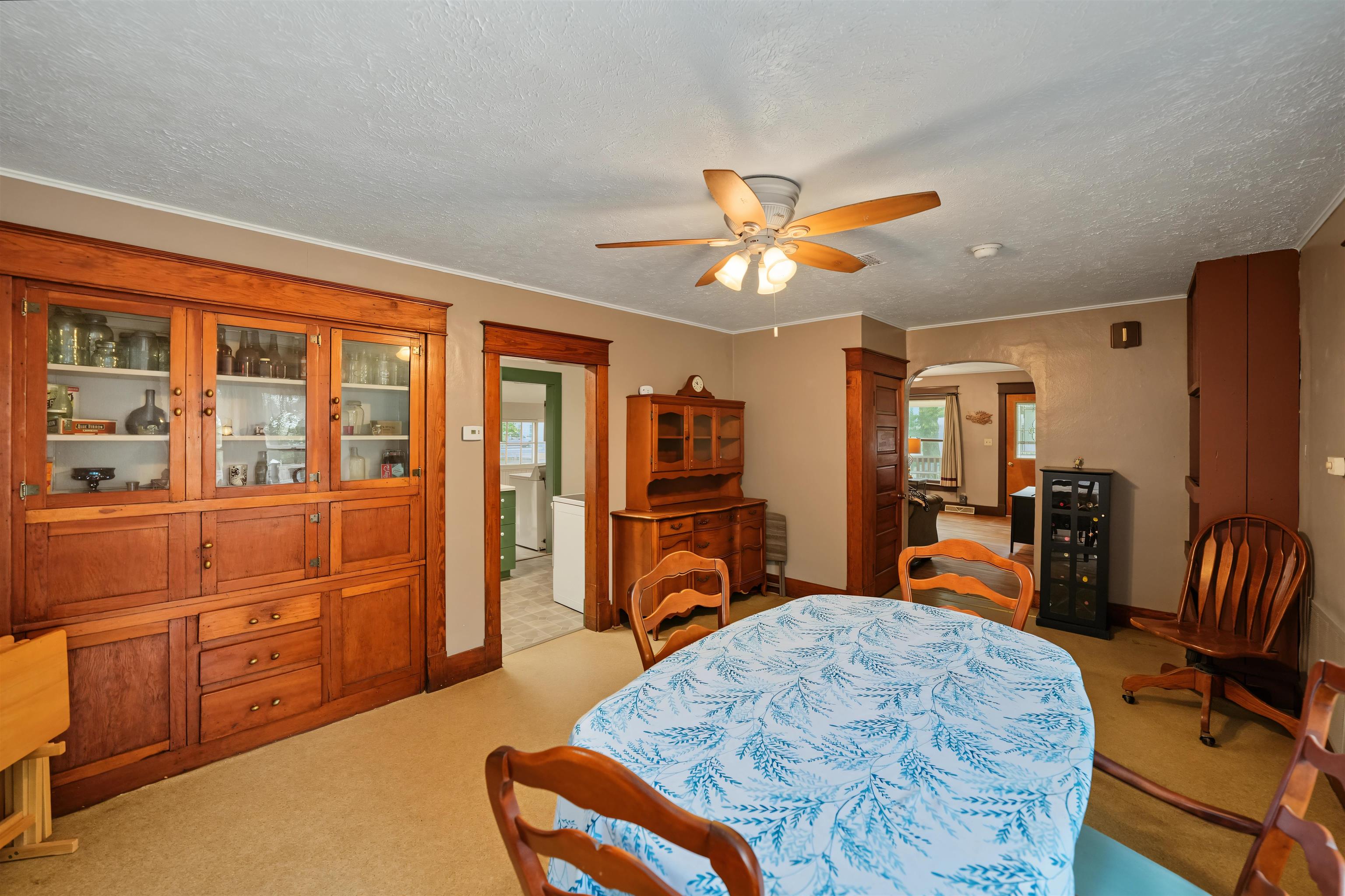 724 N Melbert Ave Property Photo 11