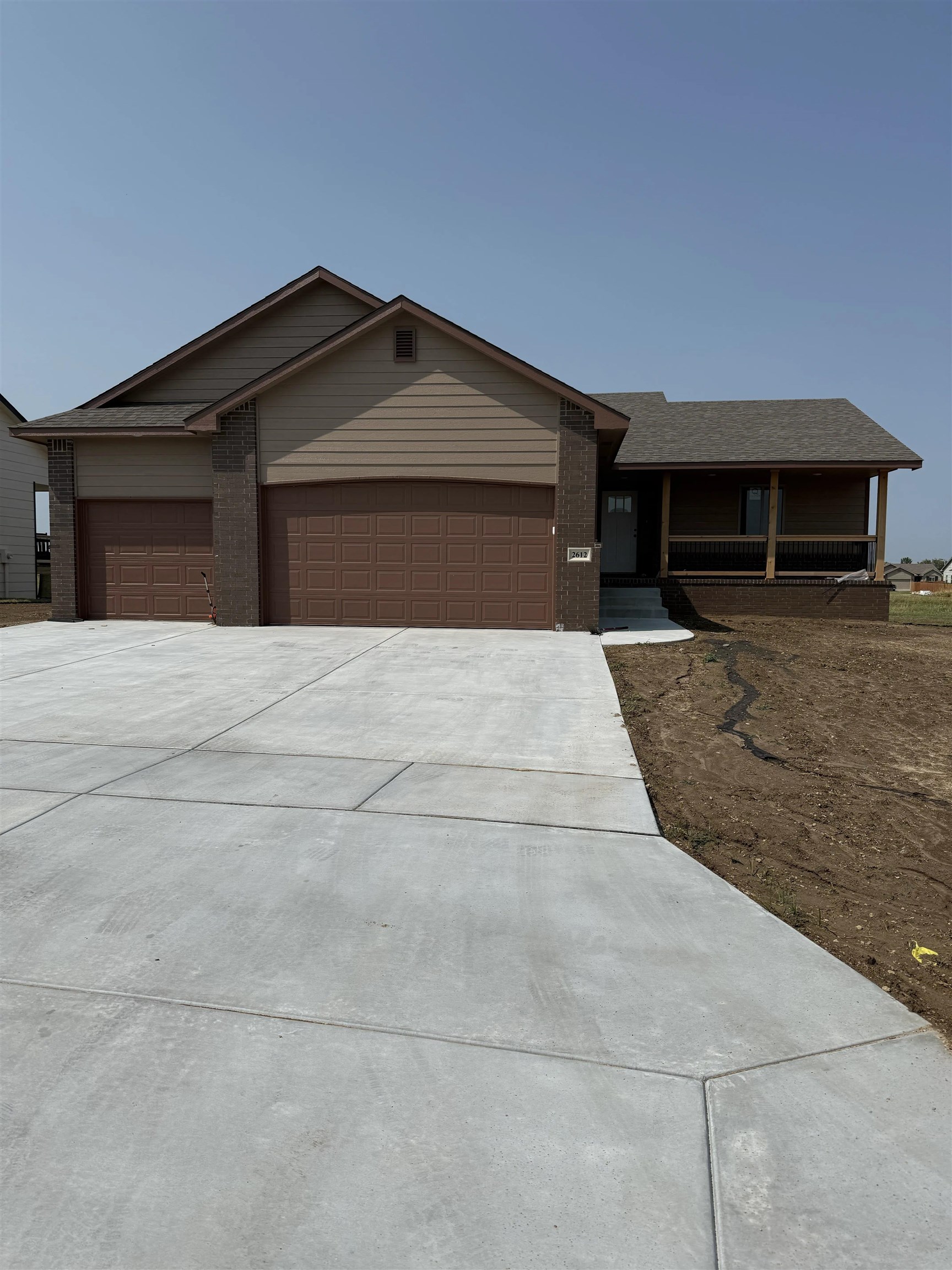 2612 E Spring Meadows Ct Property Photo 1