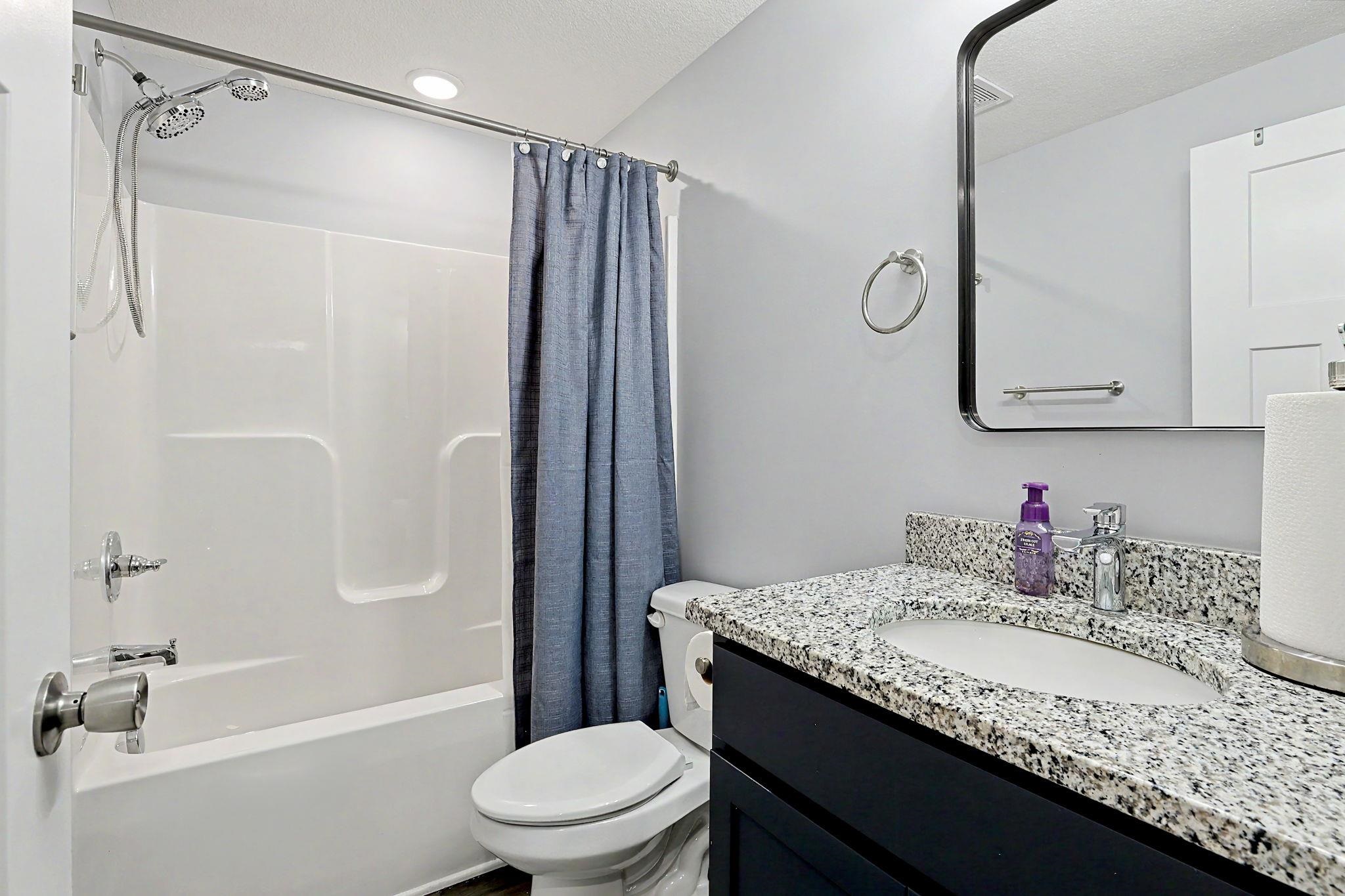1237 E Sontag Property Photo 24