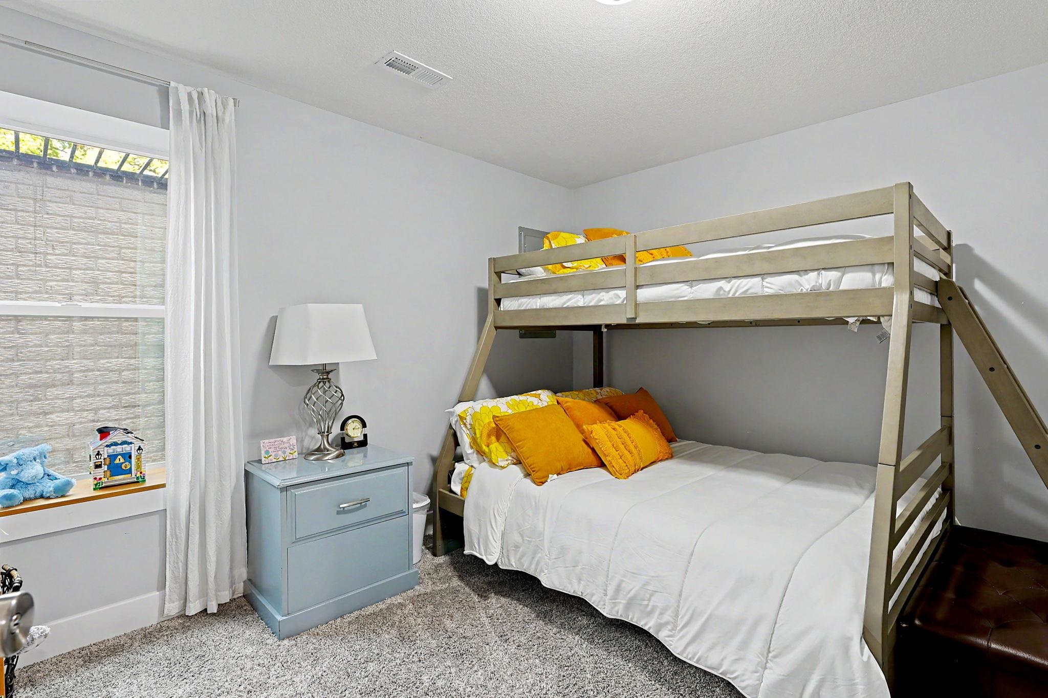 1237 E Sontag Property Photo 26
