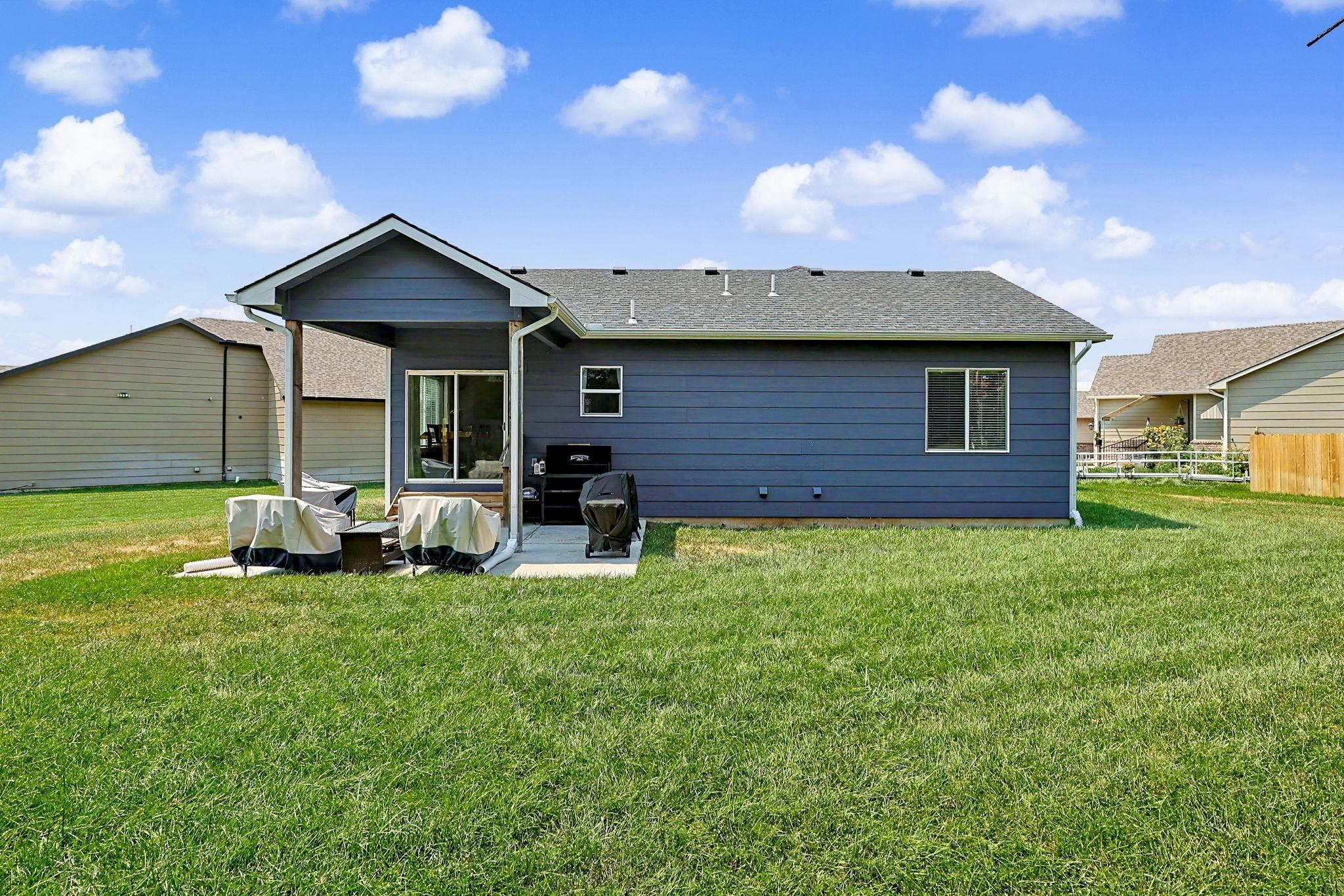 1237 E Sontag Property Photo 31