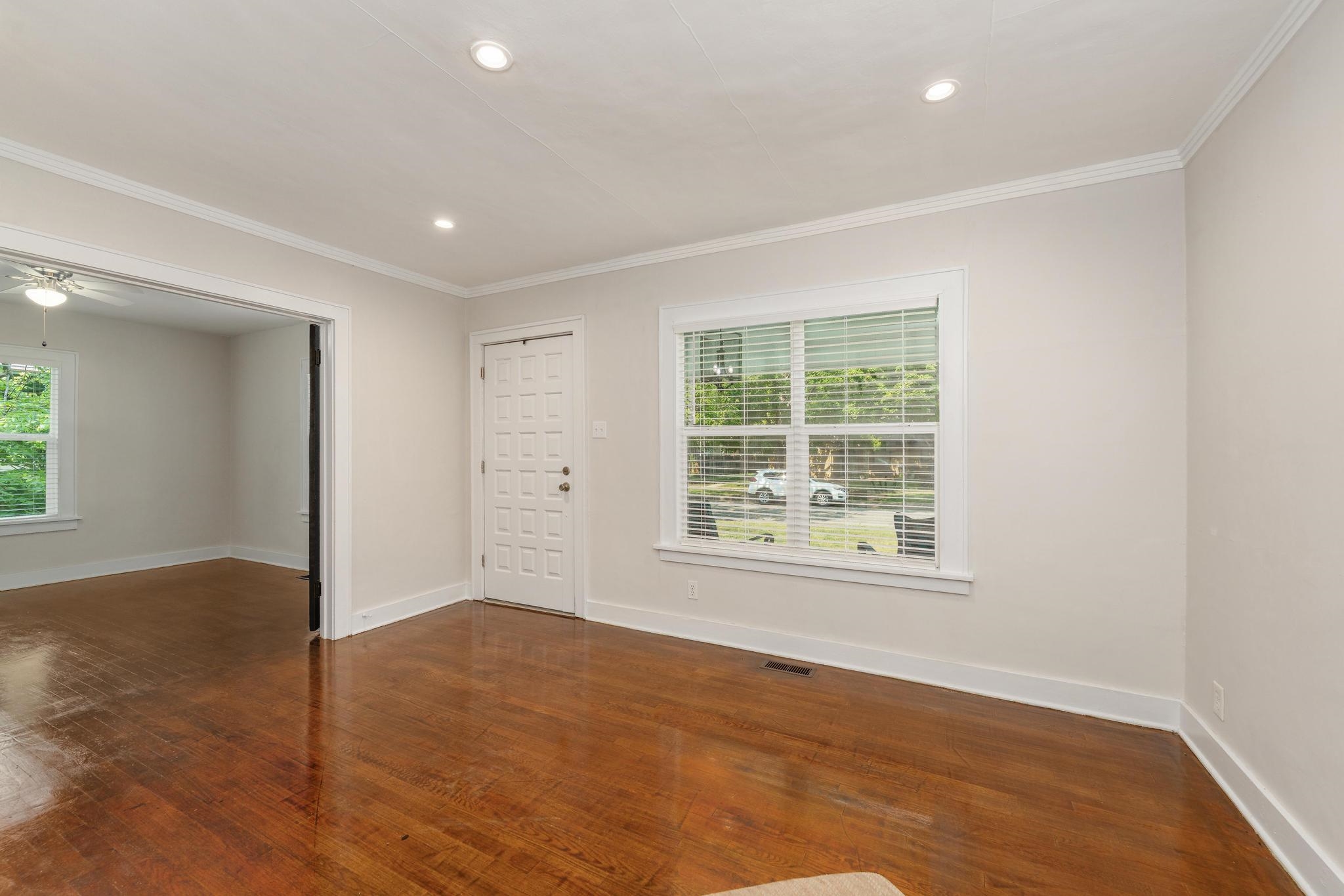 309 N C St Property Photo 4