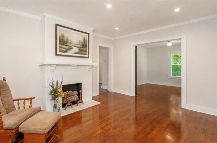 309 N C St Property Photo 5