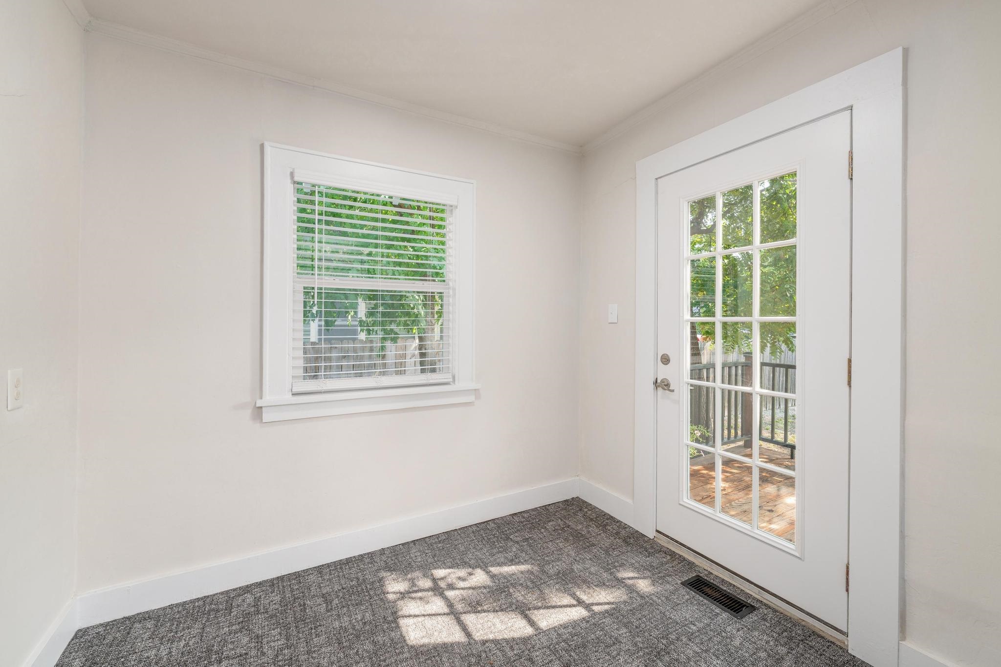 309 N C St Property Photo 18