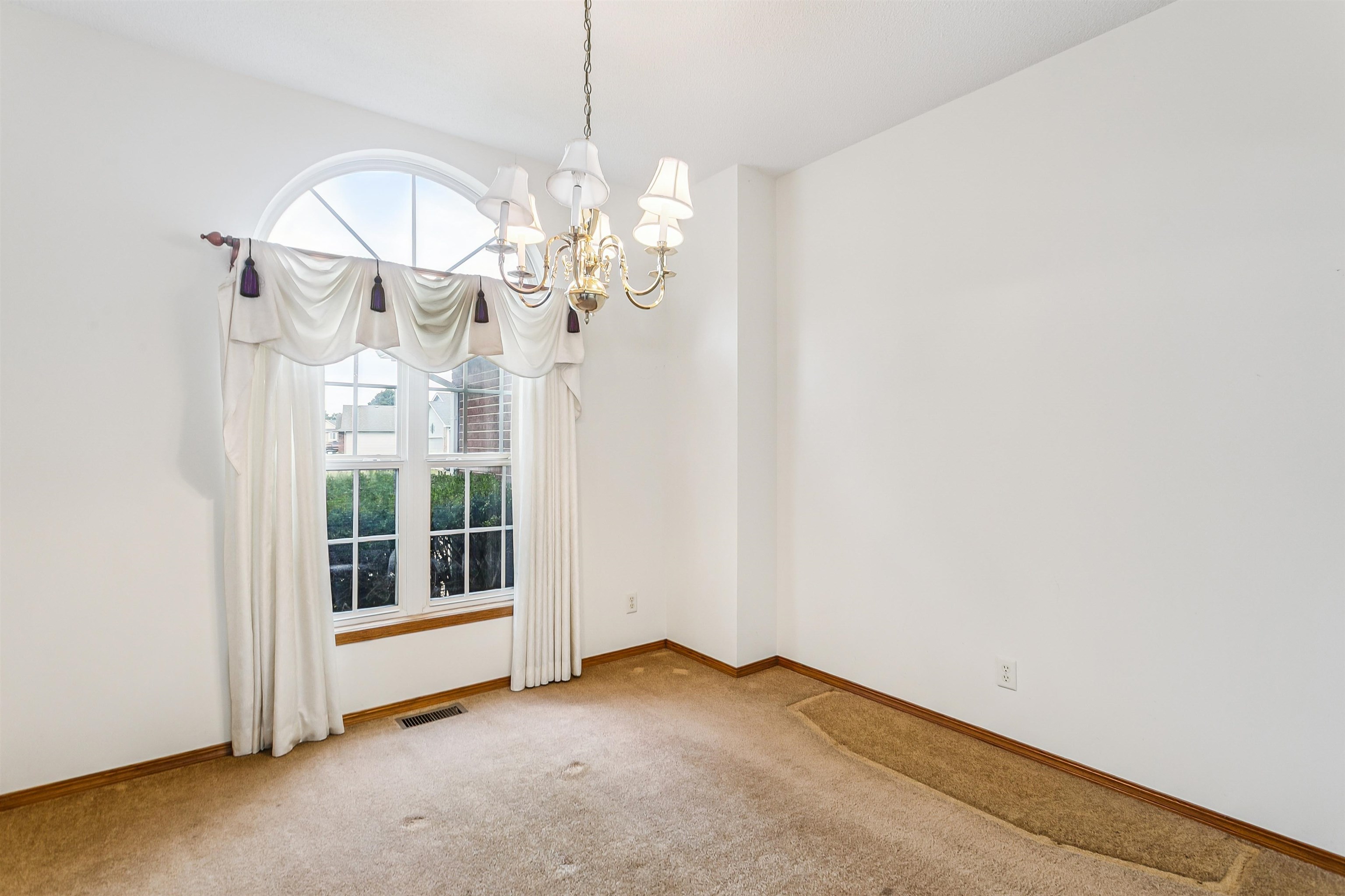 862 S Zelta Ct Property Photo 6