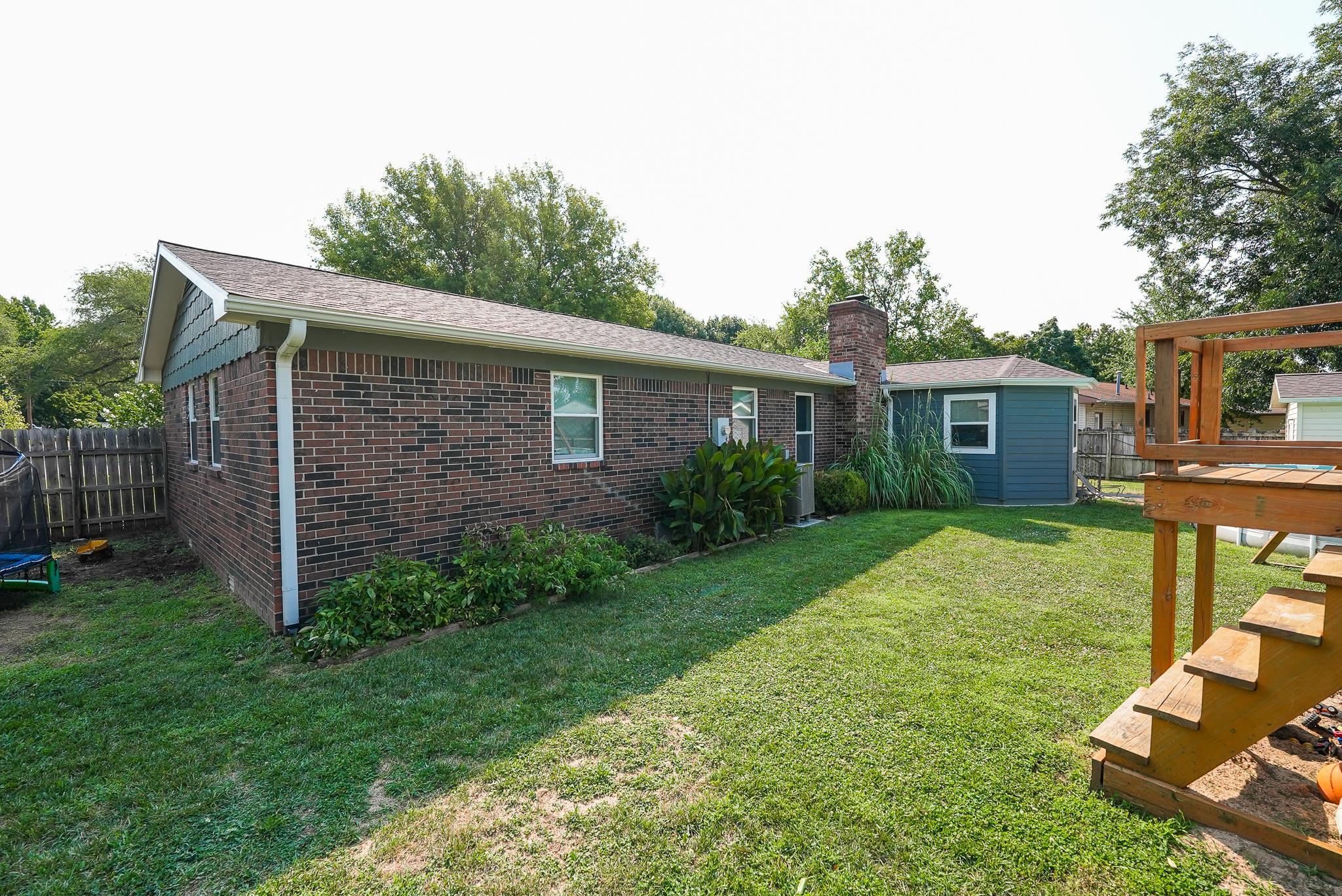 1673 N Lawndale Ave Property Photo 26