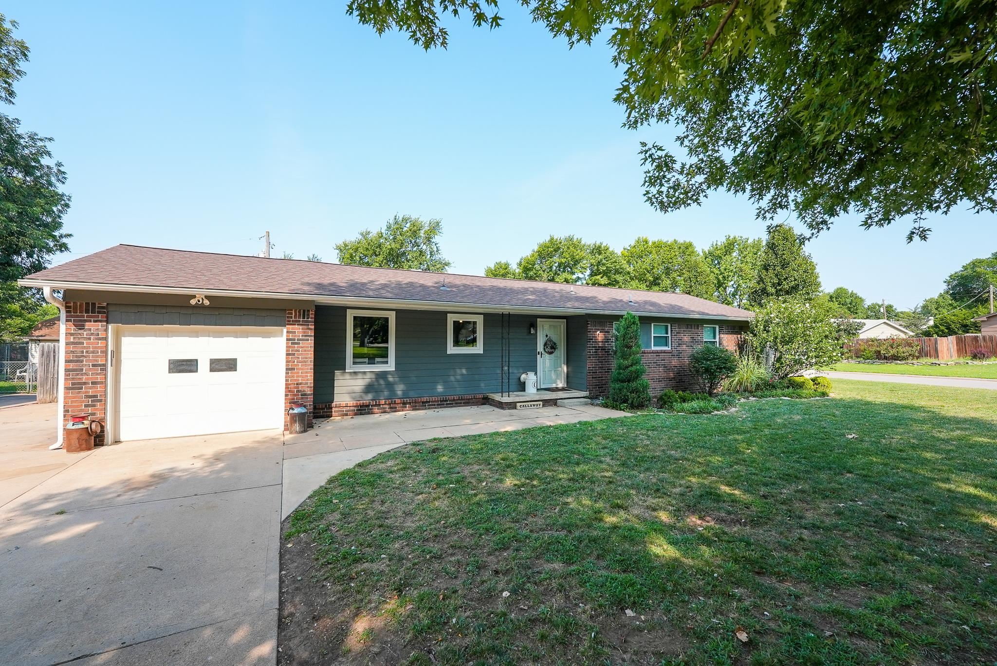 1673 N Lawndale Ave Property Photo 35
