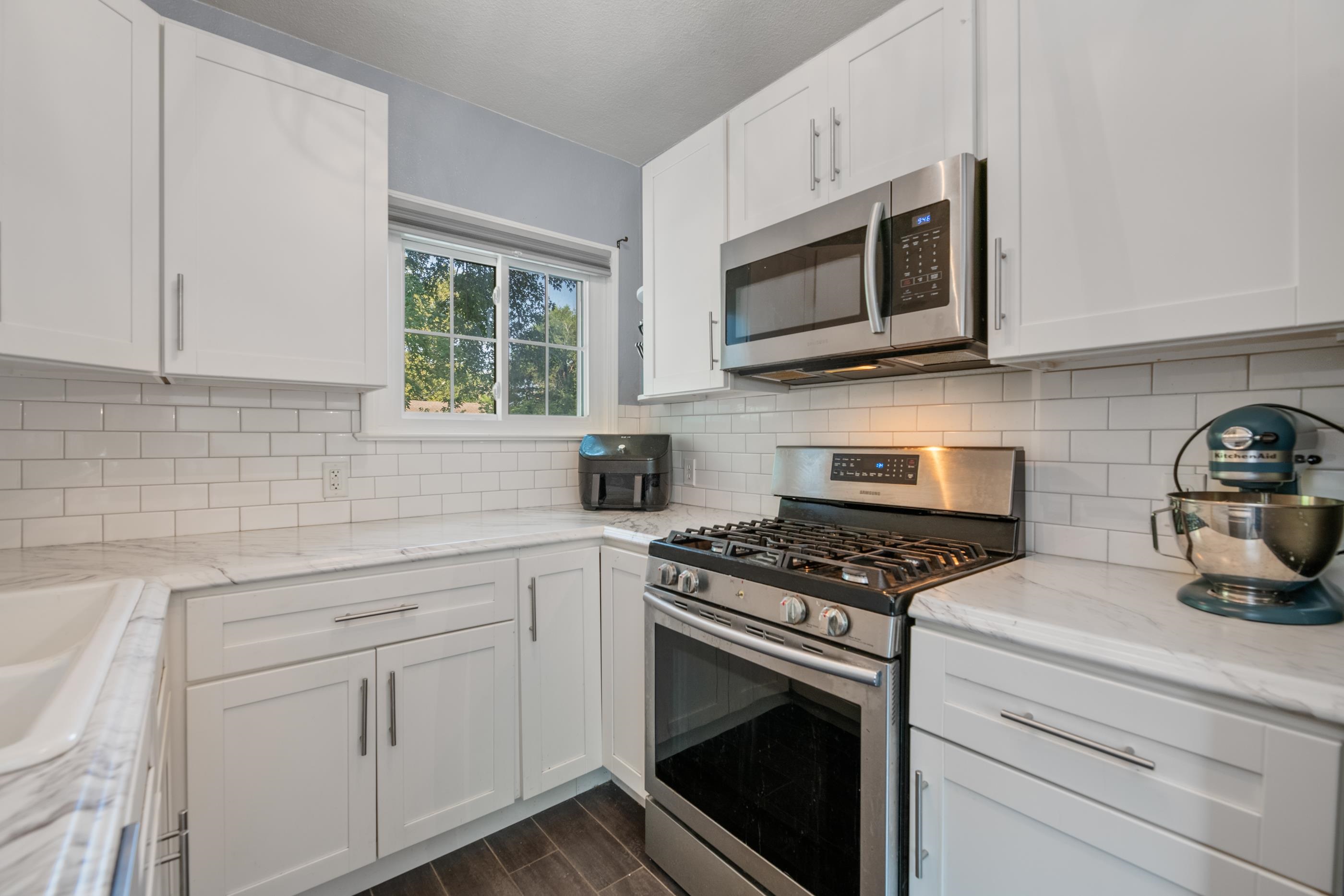 938 S Holyoke Property Photo 14