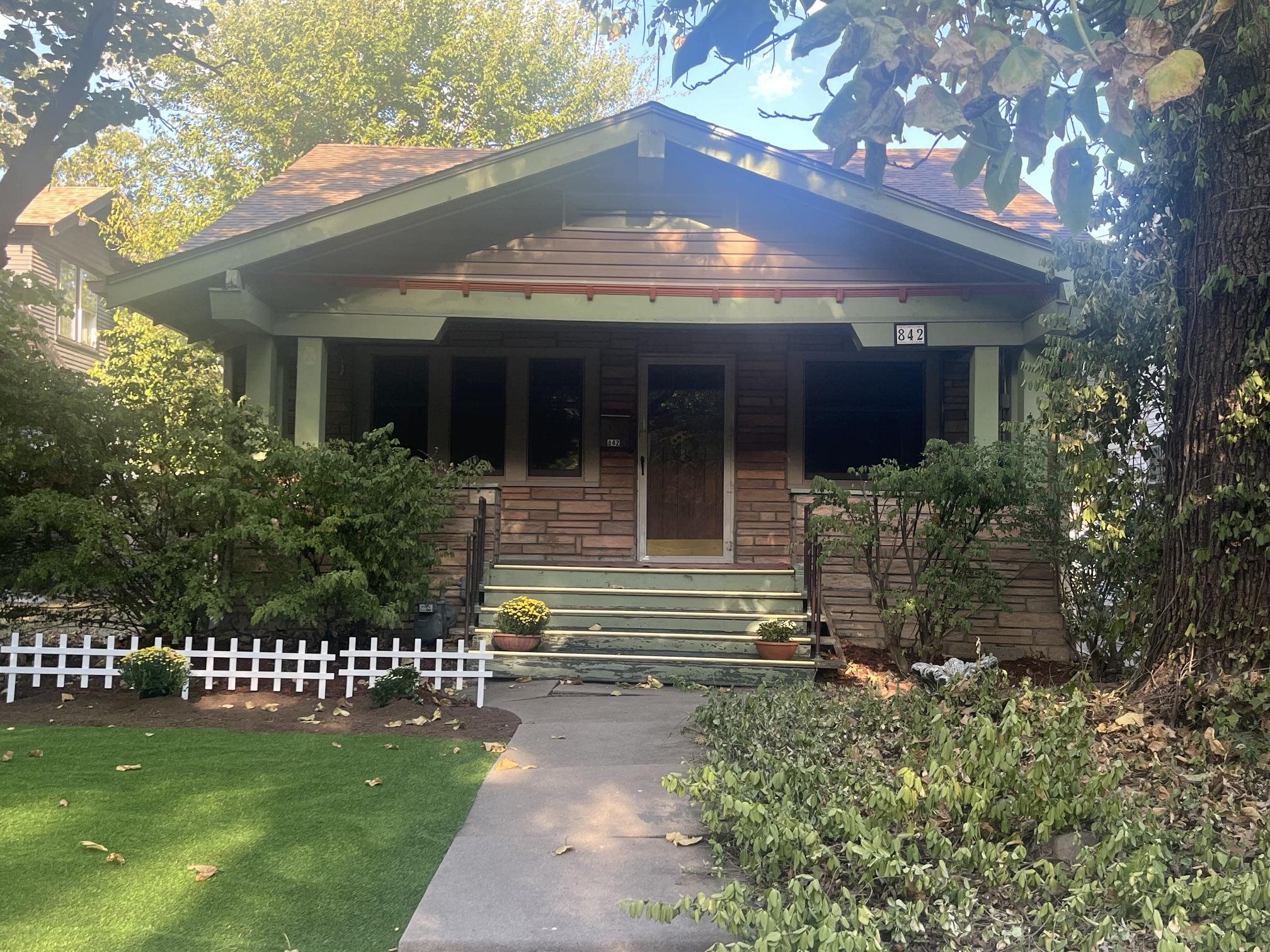 842 N Litchfield Ave Property Photo 1