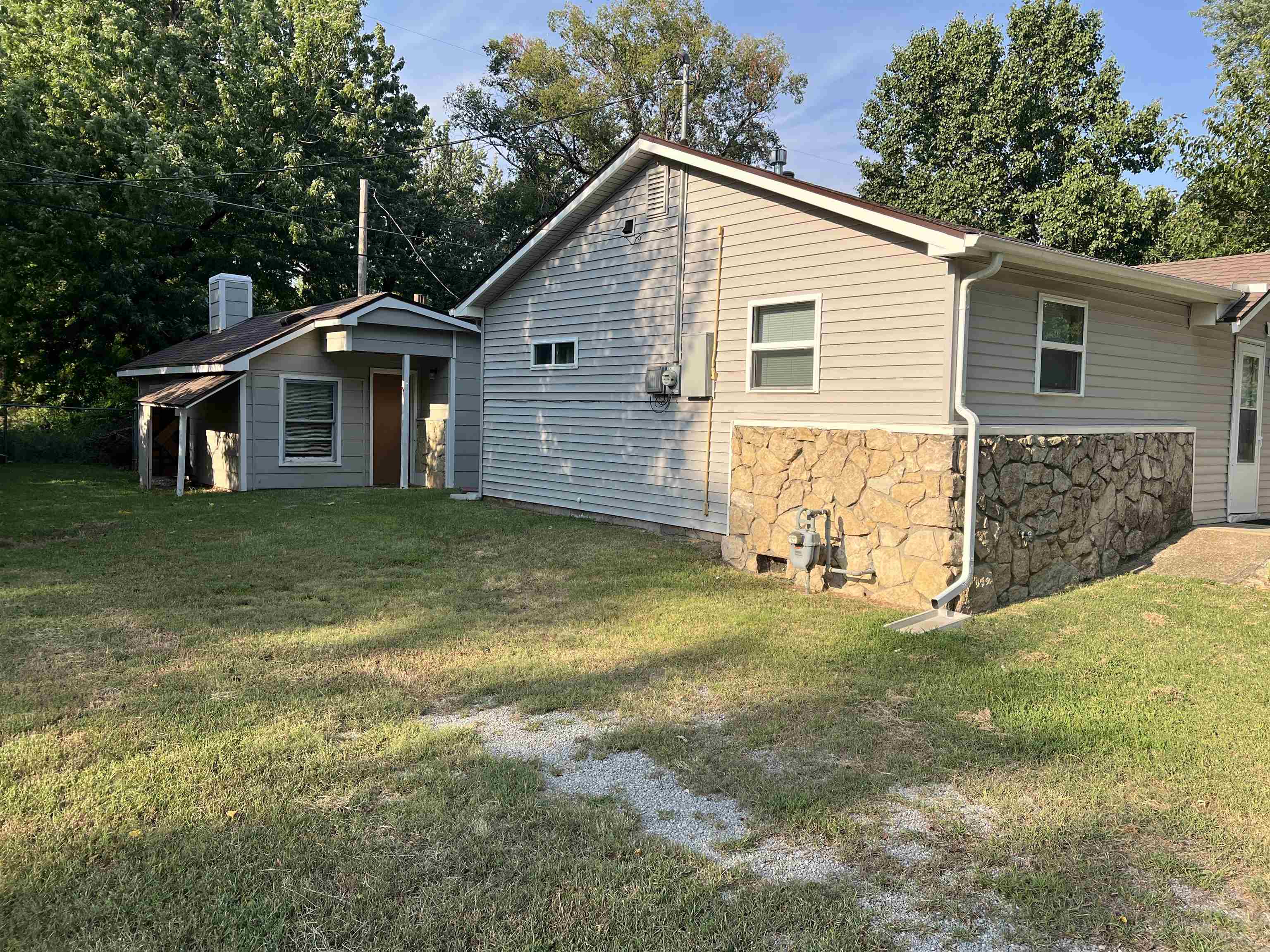 1328 W Oklahoma Property Photo 2