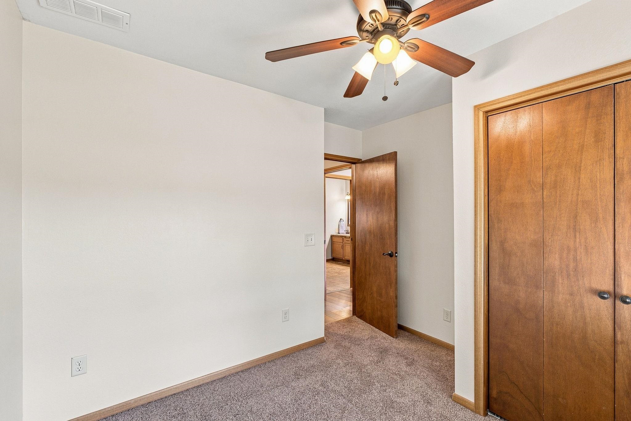 230 W Litson Property Photo 14