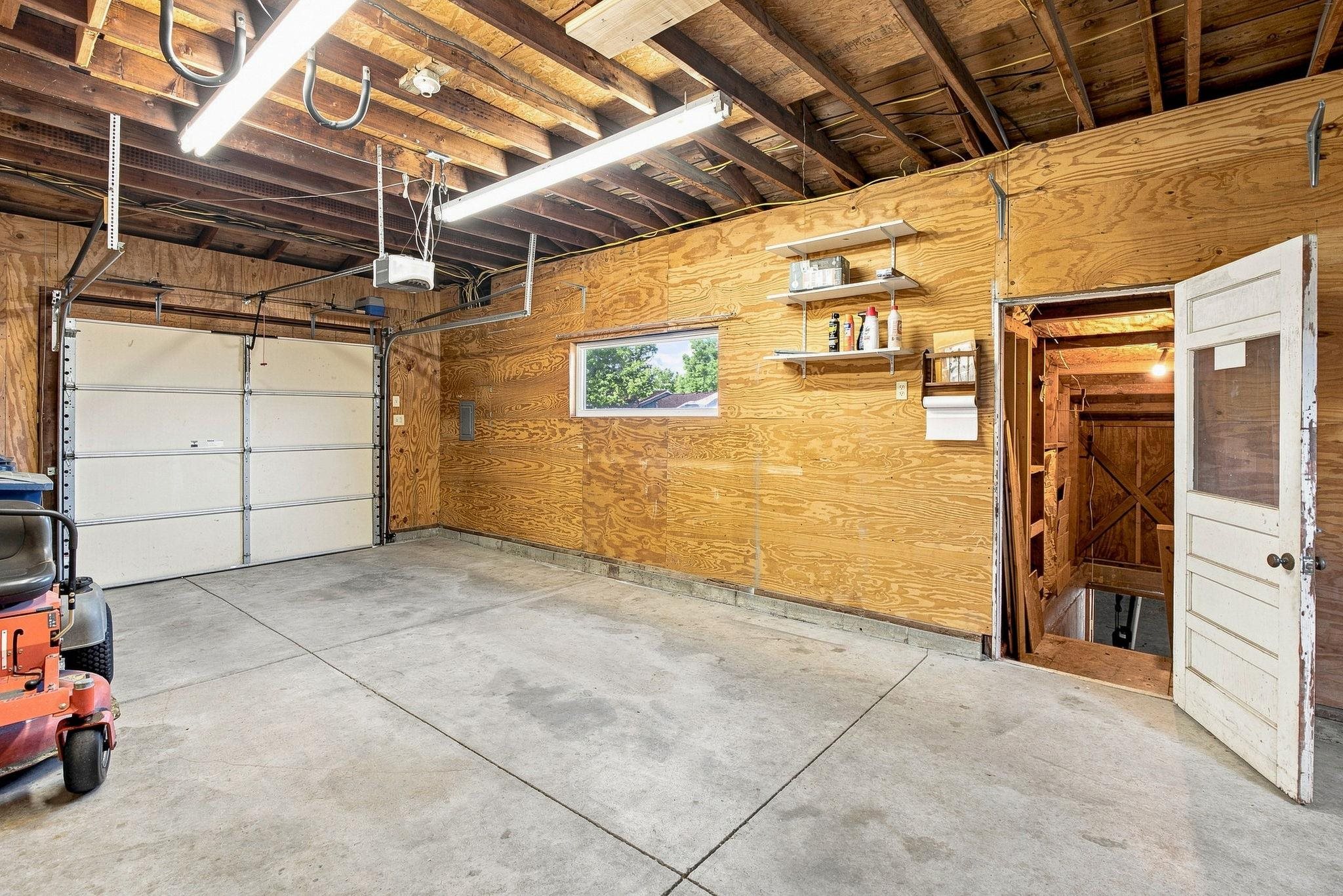 230 W Litson Property Photo 22