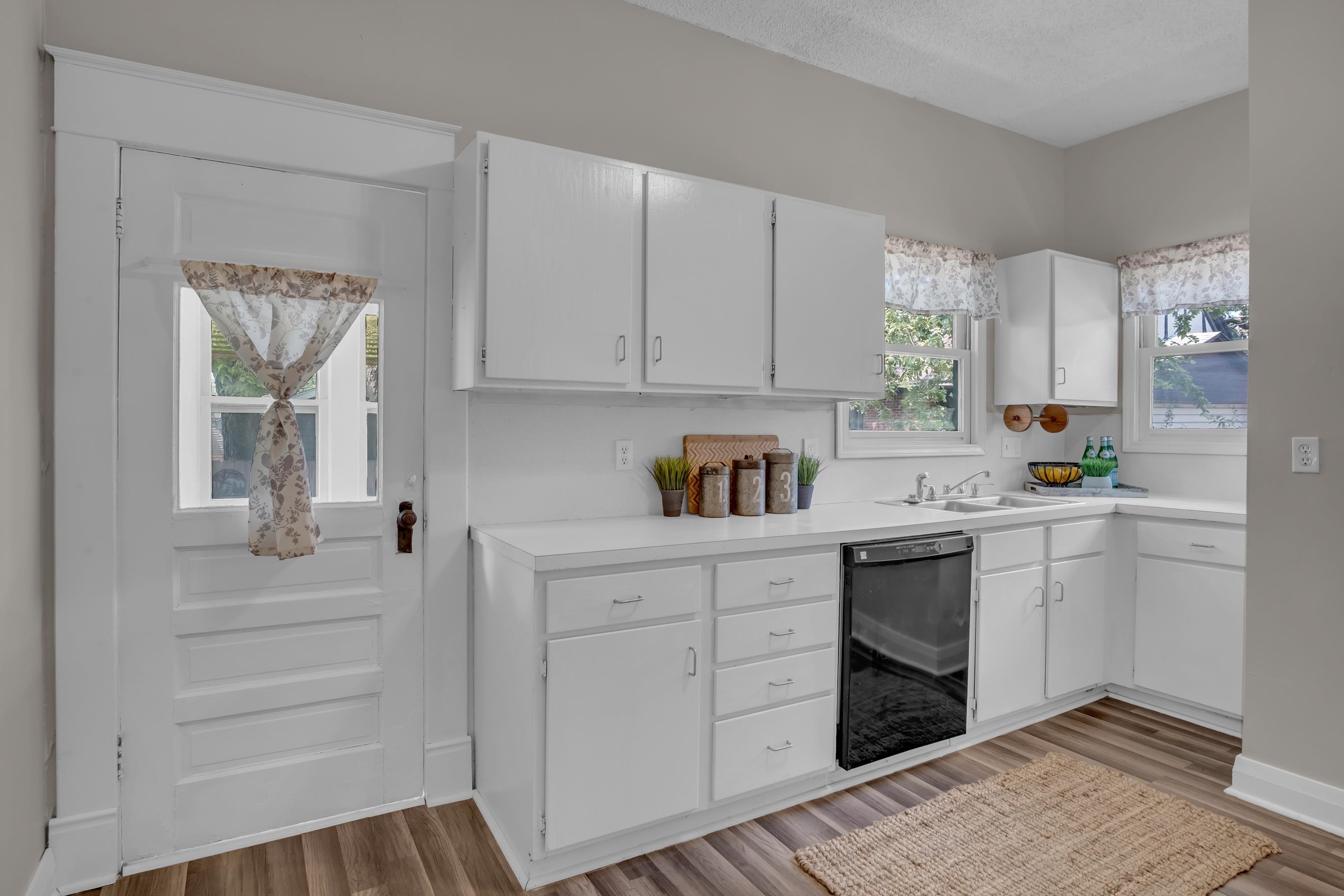 117 Harrison Property Photo 18