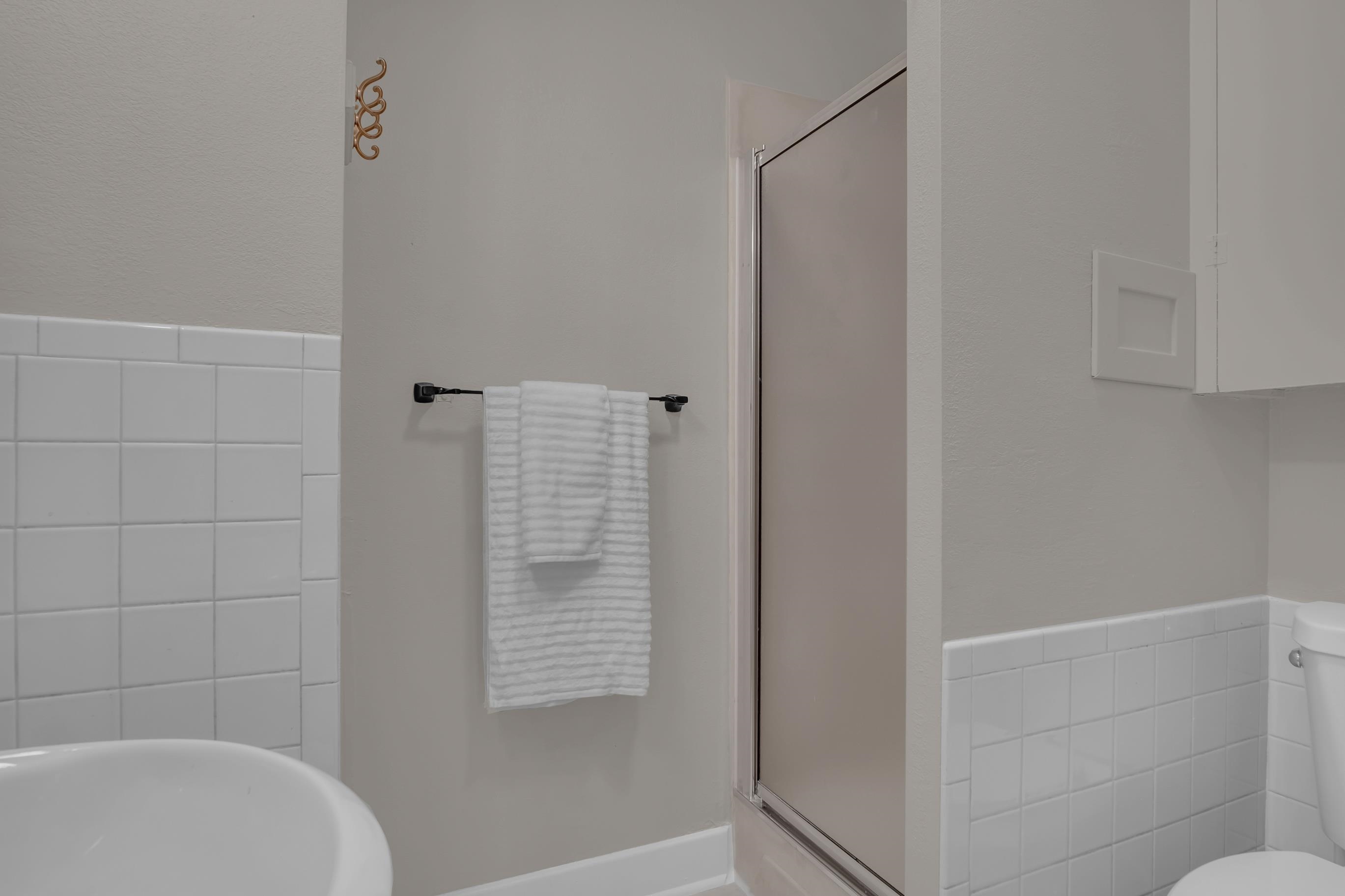 117 Harrison Property Photo 28