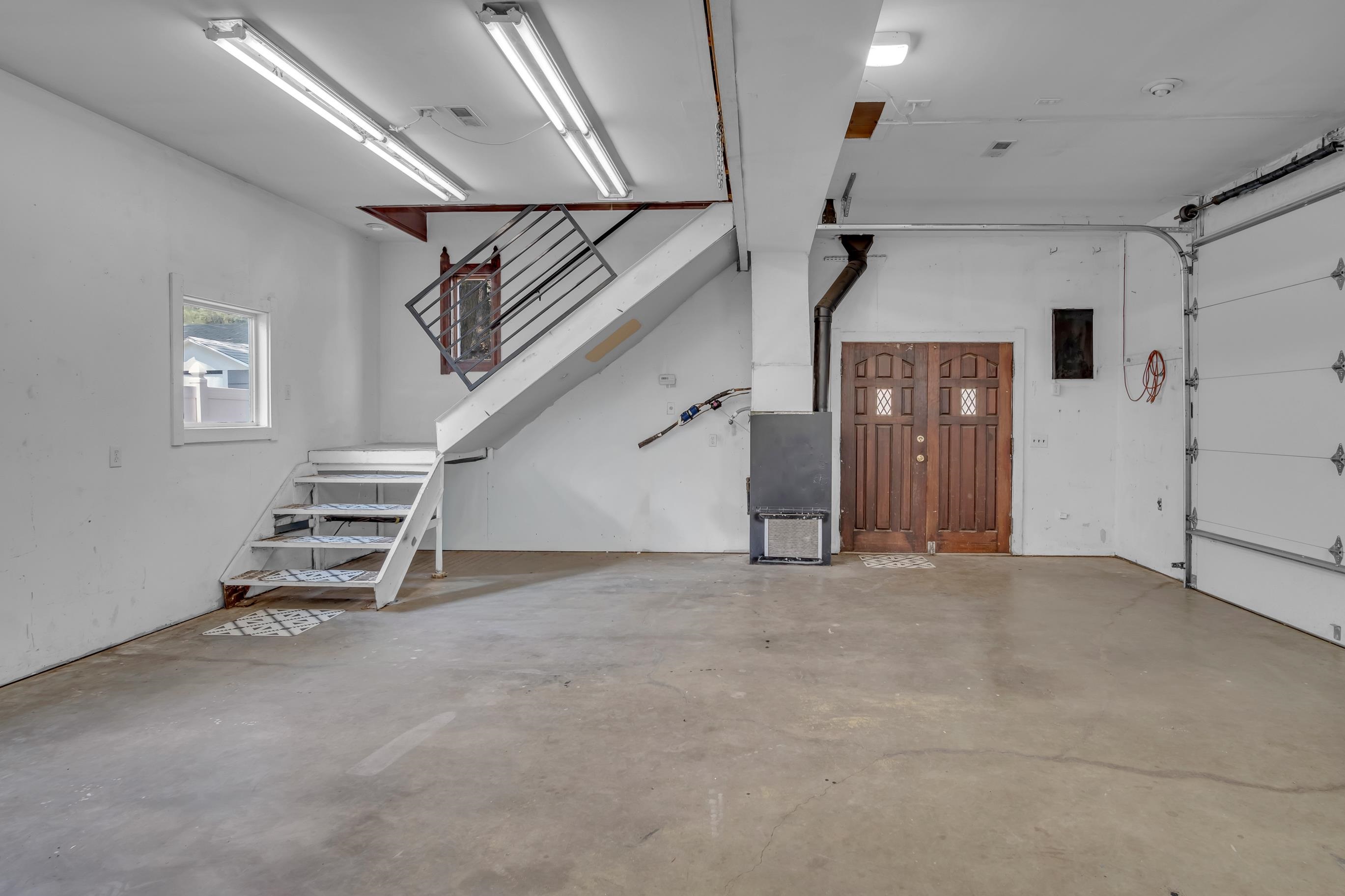 117 Harrison Property Photo 33