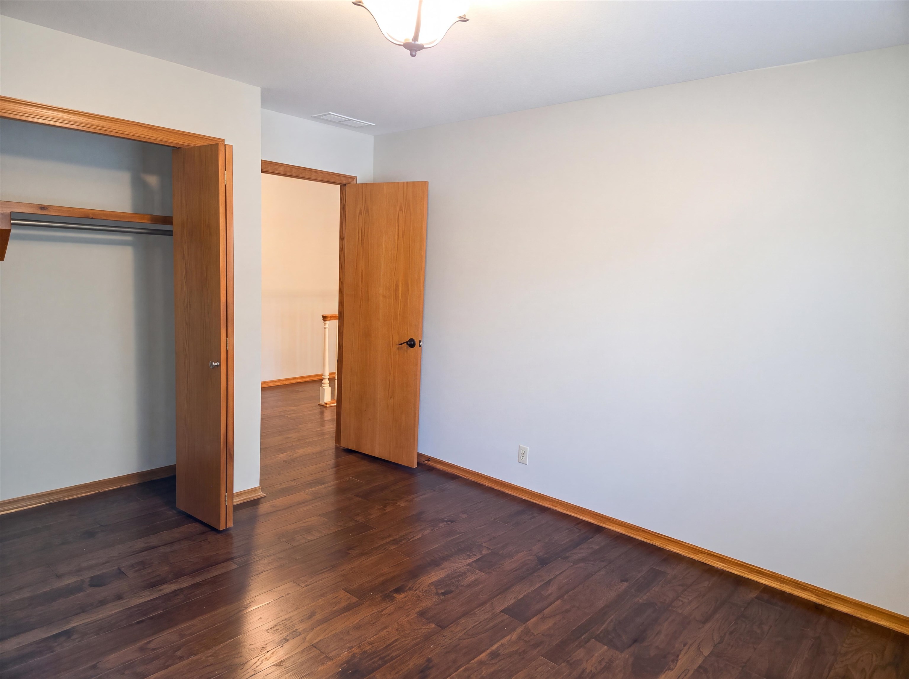 945 N Woodridge Property Photo 22