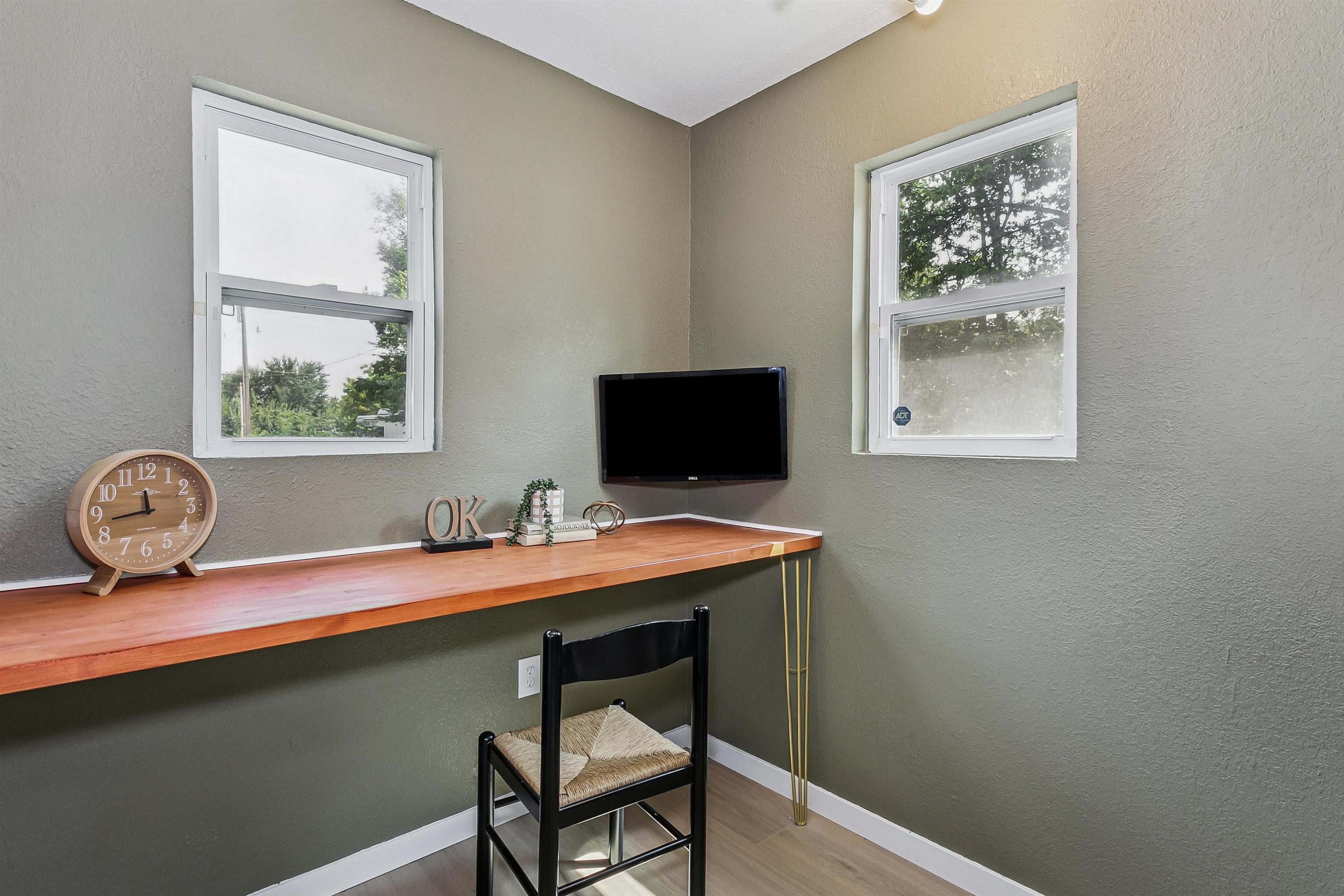 2016 E Chishom St Property Photo 26