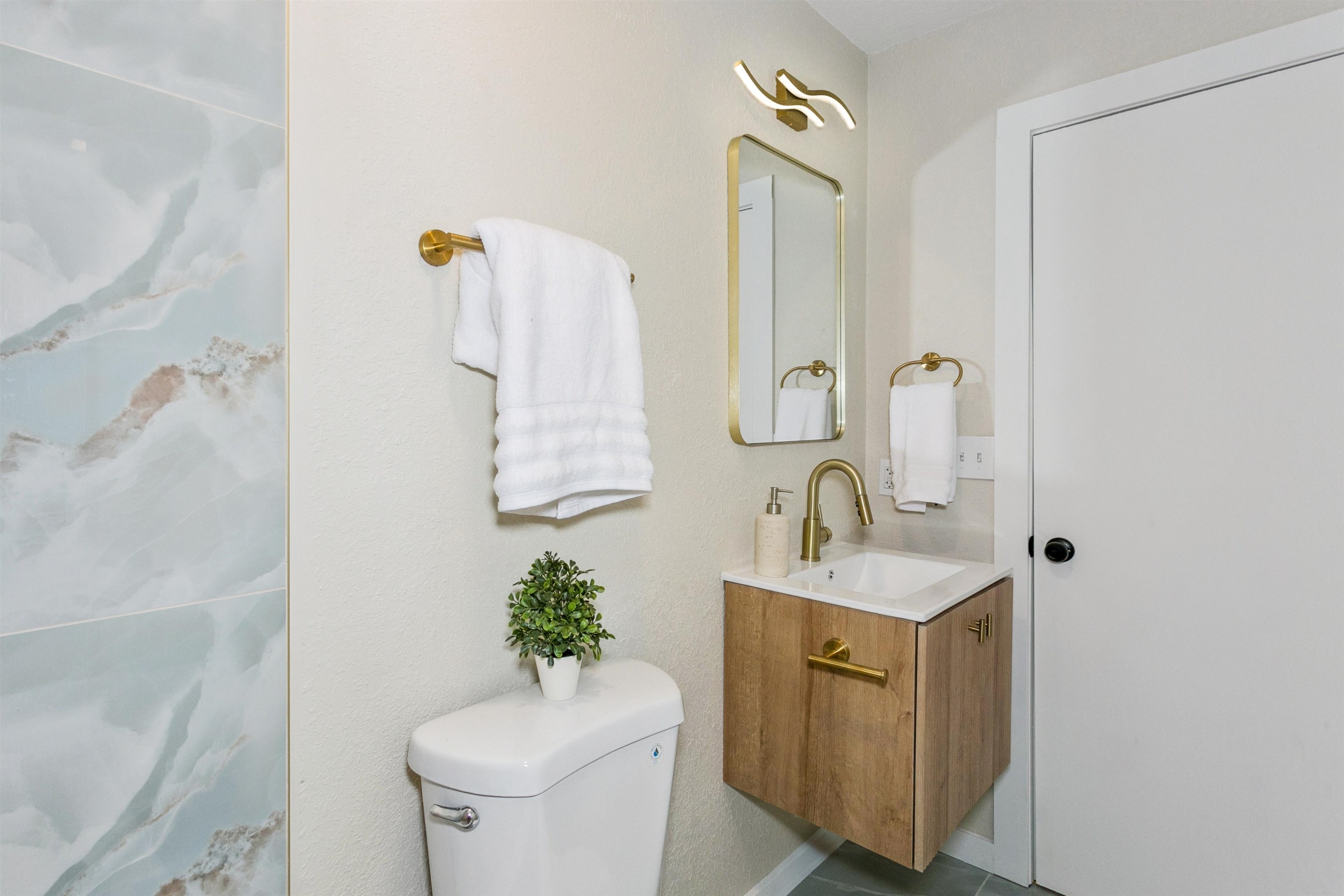 2016 E Chishom St Property Photo 29