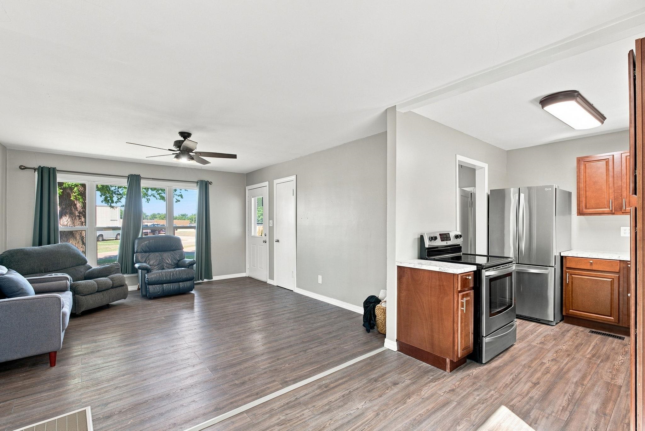 3016 N Charles Ave Property Photo 8