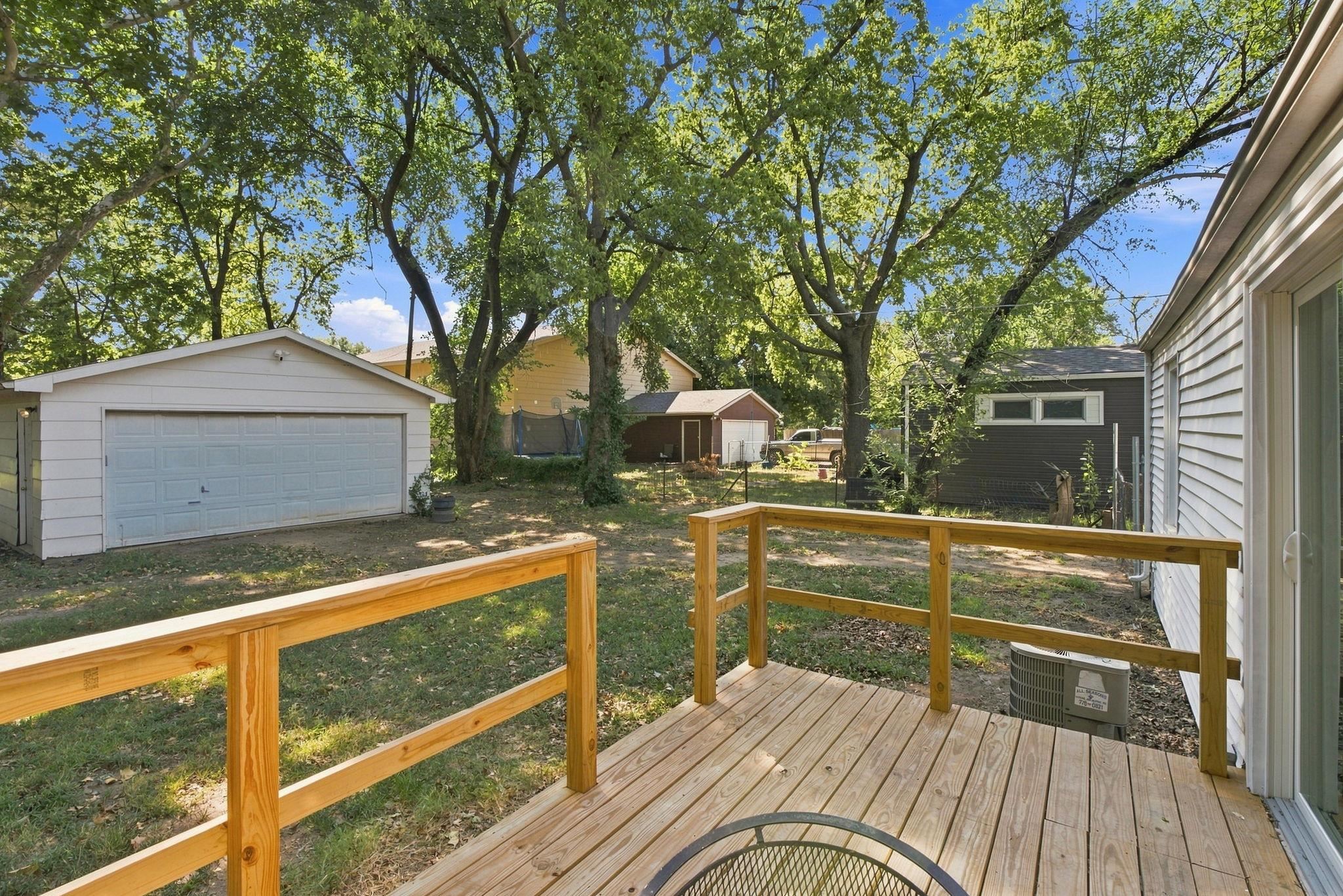 3016 N Charles Ave Property Photo 20